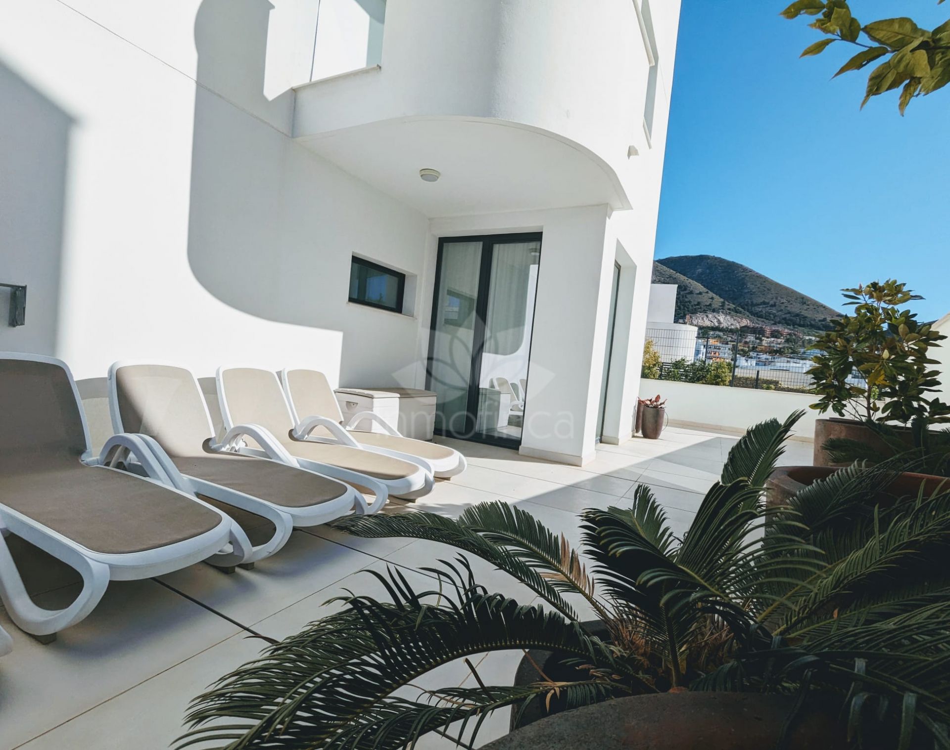 Apartamento Planta Baja en El Higueron, Fuengirola