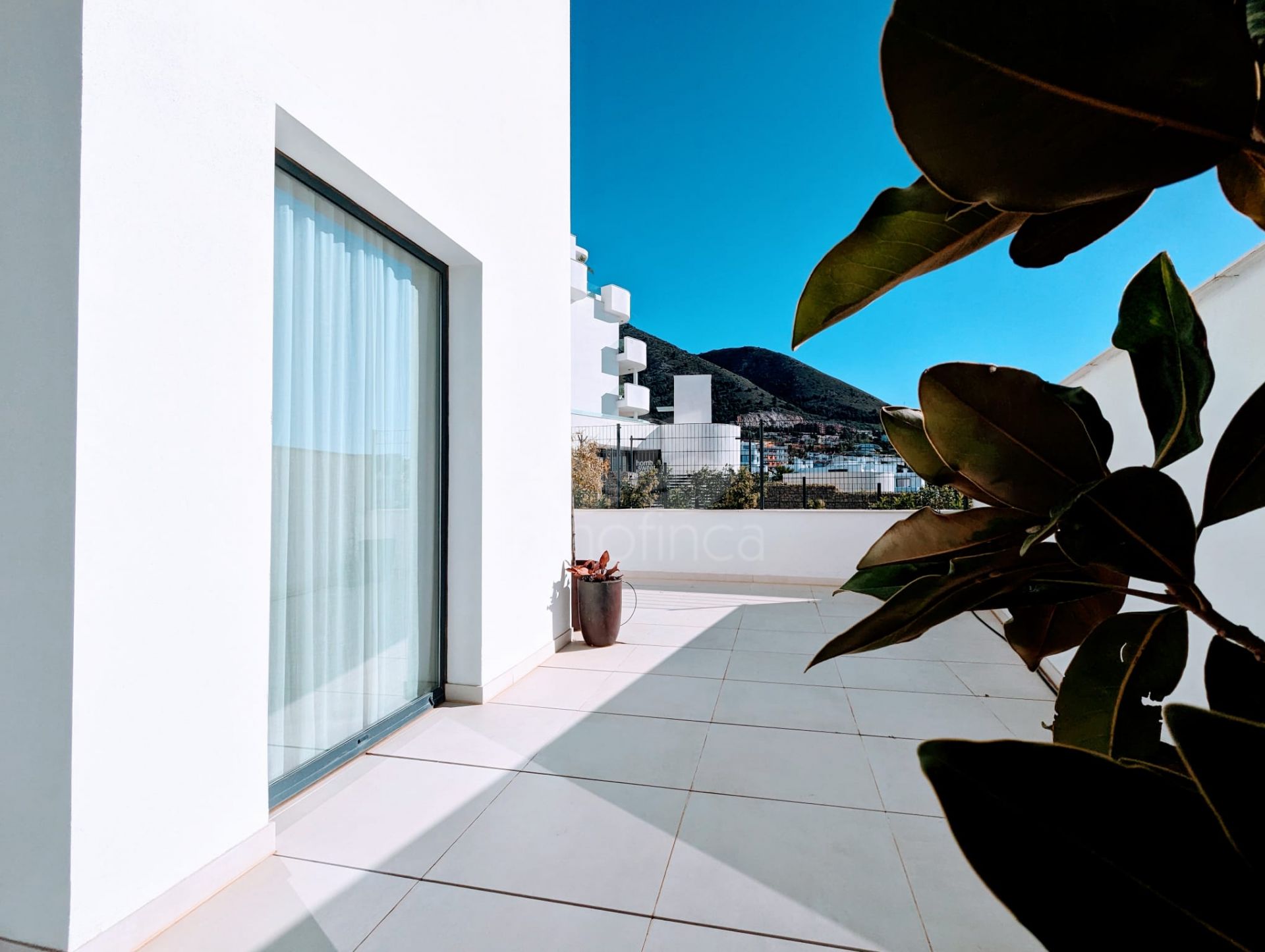 Apartamento Planta Baja en El Higueron, Fuengirola