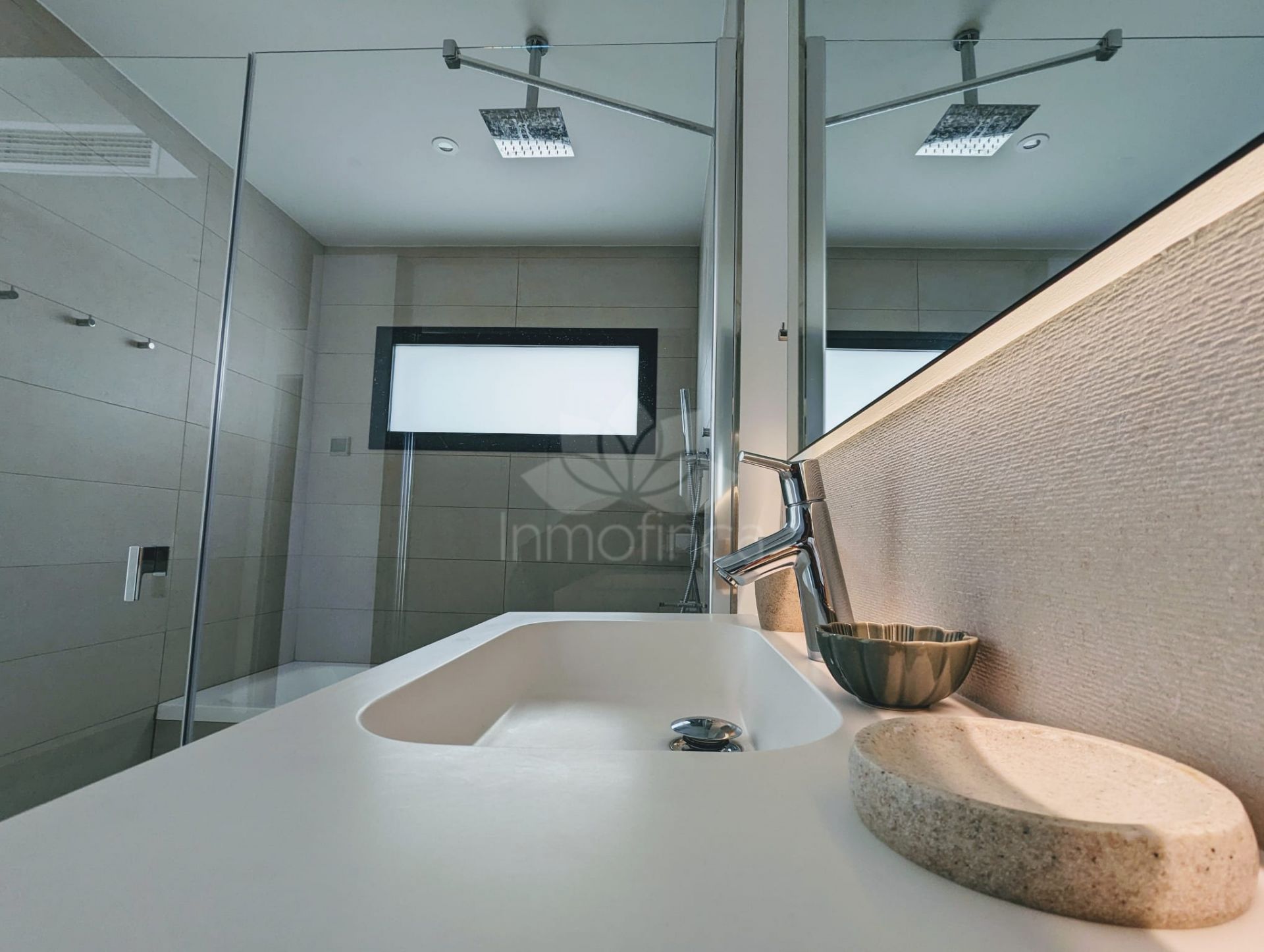 Apartamento Planta Baja en El Higueron, Fuengirola