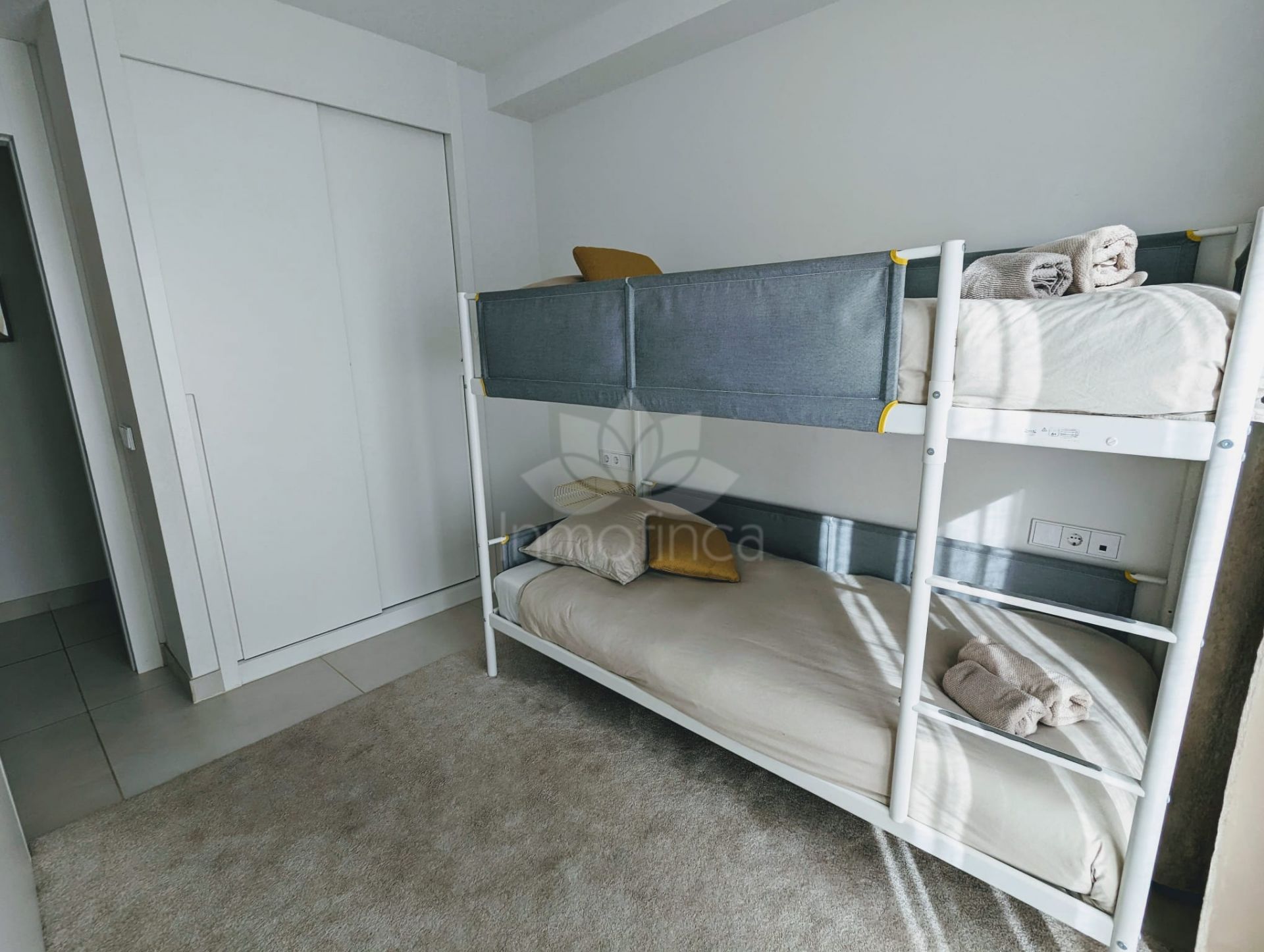 Apartamento Planta Baja en El Higueron, Fuengirola