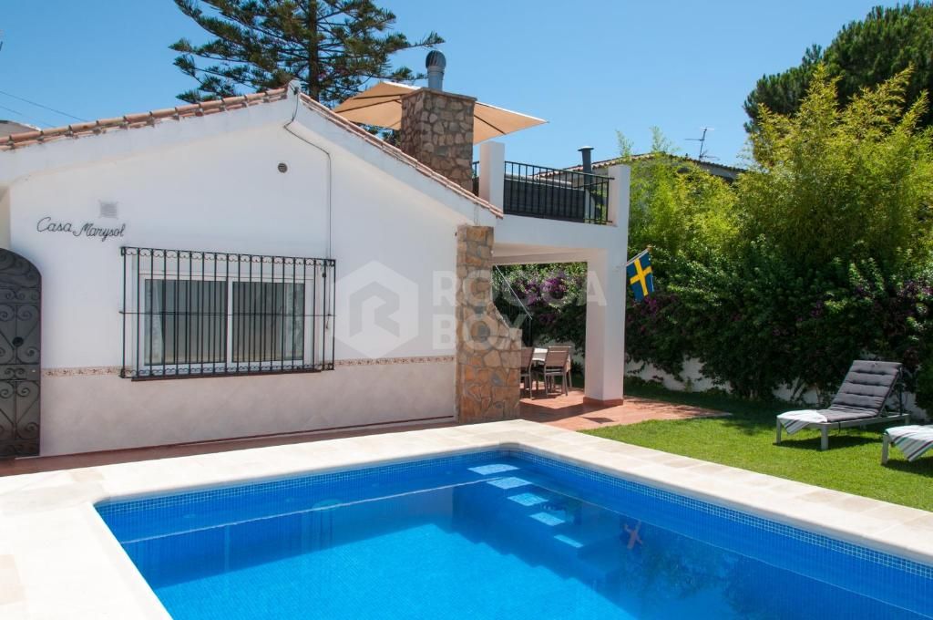 Charming 3-Bedroom Villa in Los Boliches, Fuengirola