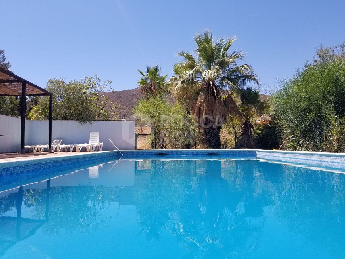 Stunning Finca with massive plot - Ideal for a Retreat in La Cala de Mijas Area