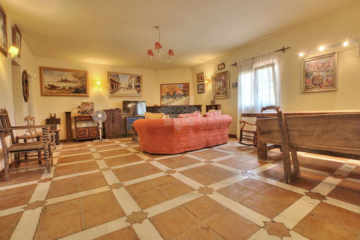 Cortijo en Entrerrios, Mijas Costa