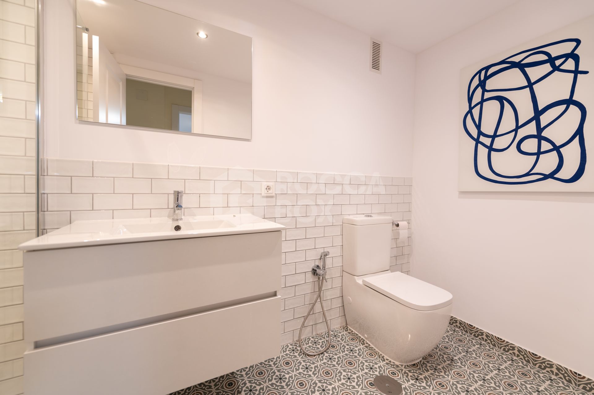Renovated 3-bedroom Apartment in the Heart of Marbella, 100 Meters from the Beach