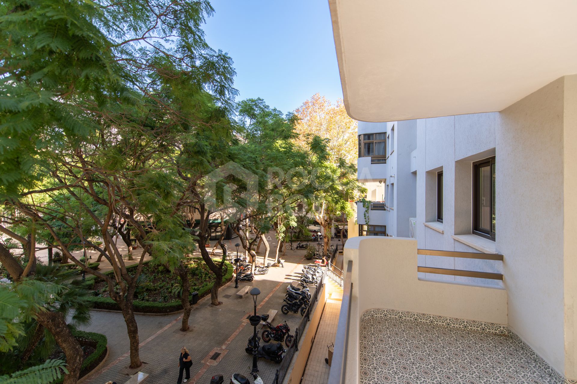 Renovated 3-bedroom Apartment in the Heart of Marbella, 100 Meters from the Beach