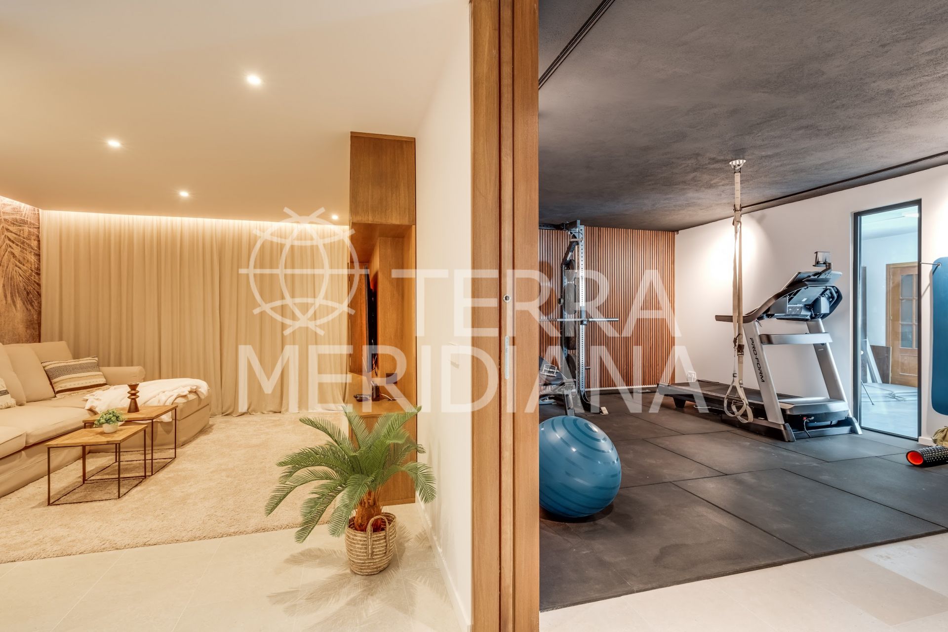 Villa in Supermanzana H, Marbella