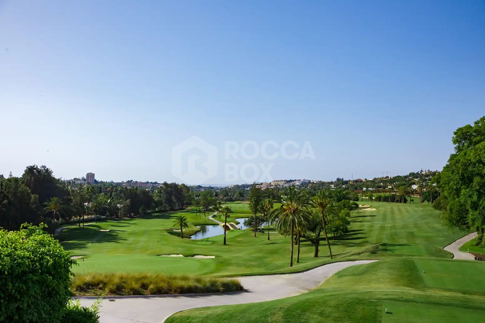 Villa Cisne - Fantastic villa on a sunny plot in Nueva Andalucia