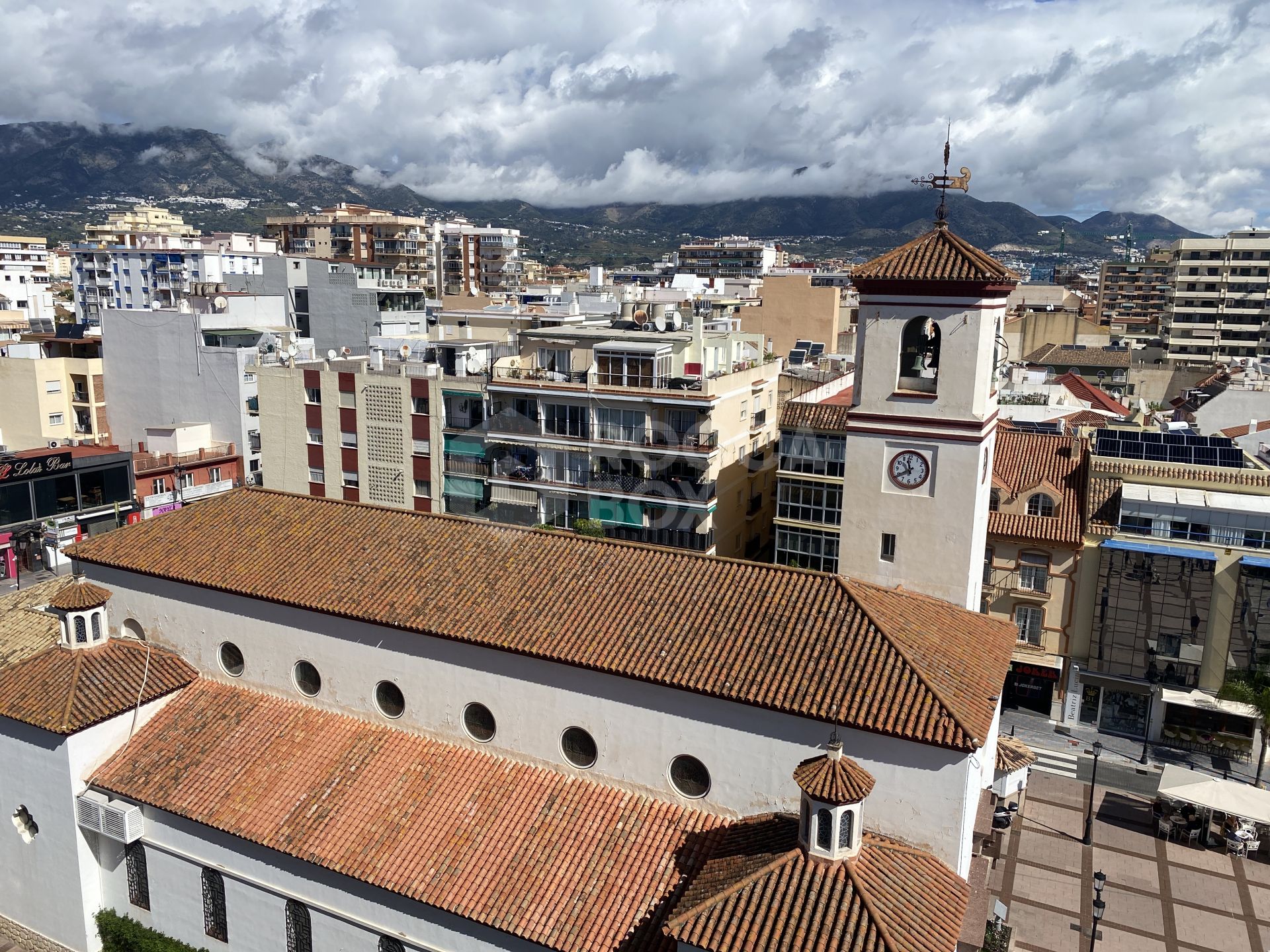 Unique Luxury 4-Bedroom Penthouse in Fuengirola Centro