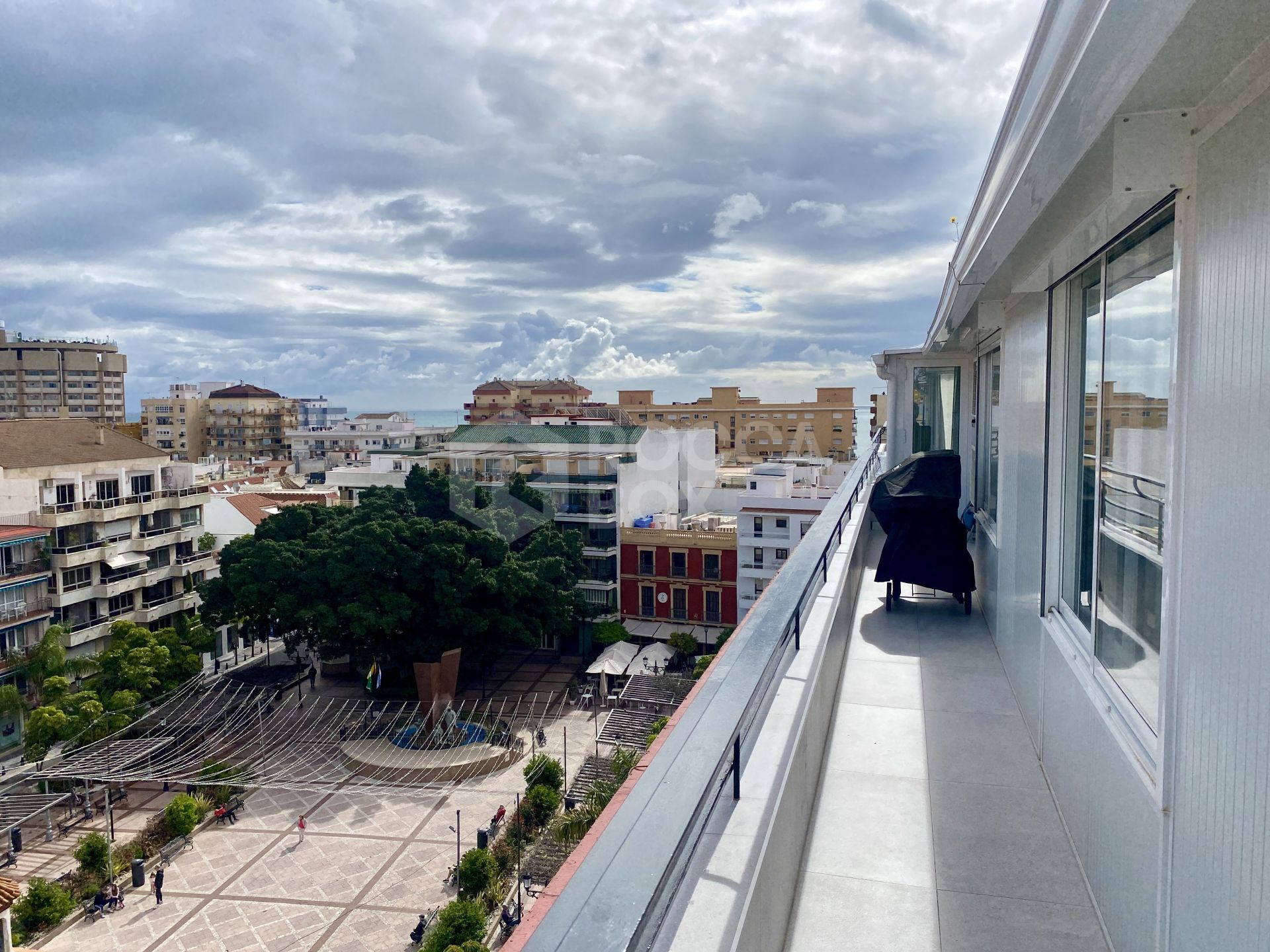 Unique Luxury 4-Bedroom Penthouse in Fuengirola Centro