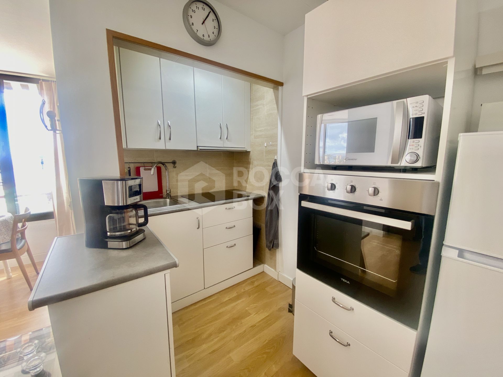 Nice one bedroom apartment with sea and pool view by the beach in Fuengirola