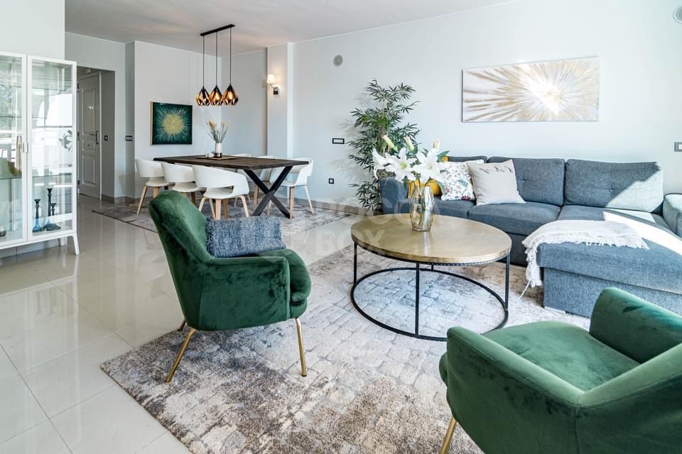 Duplex Penthouse for sale in Cortijo del Mar, Estepona East