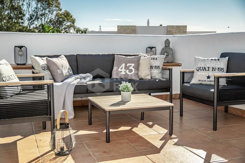 Duplex Penthouse for sale in Cortijo del Mar, Estepona East
