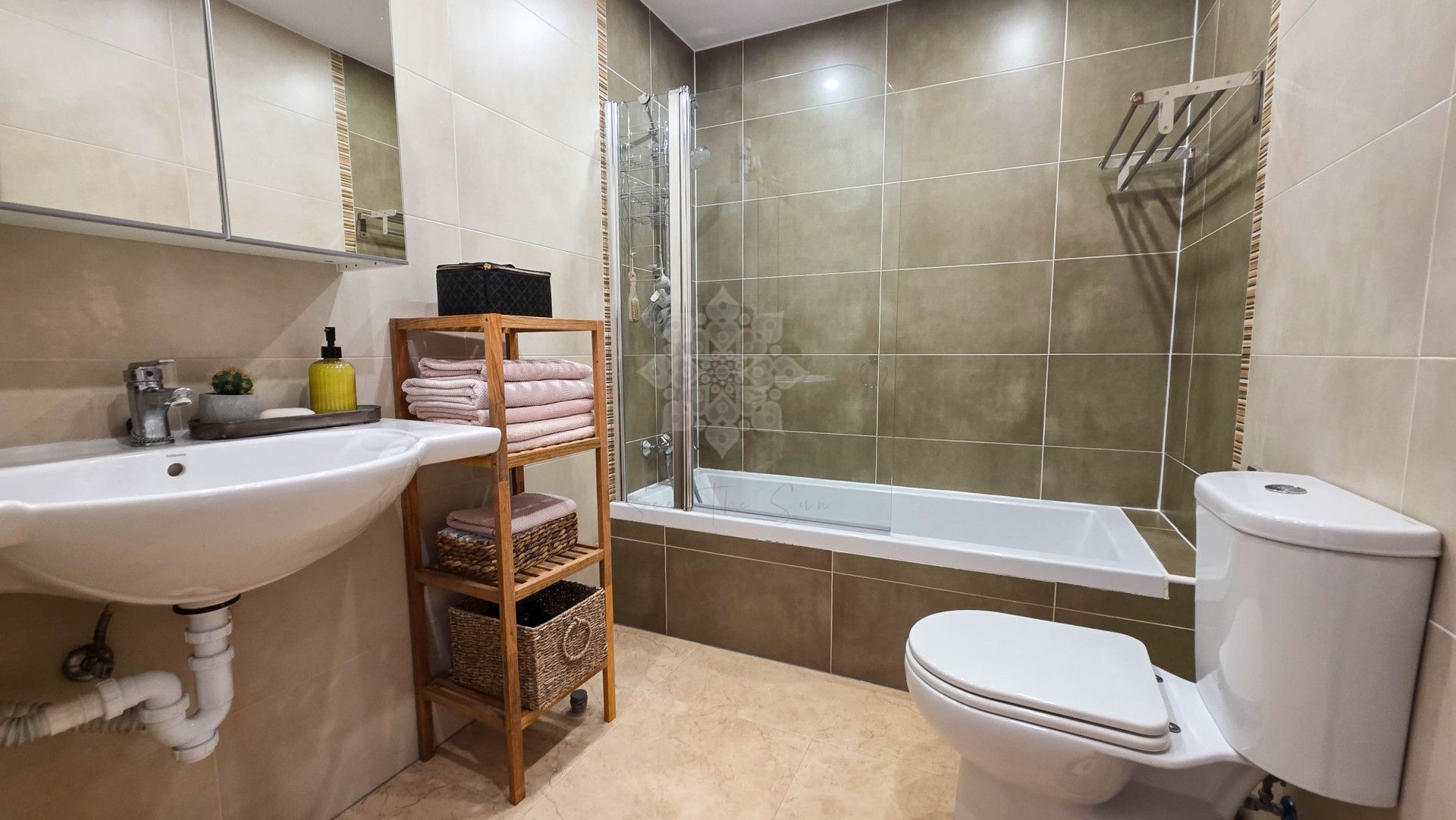 Semi Detached House in Casares Pueblo, Casares