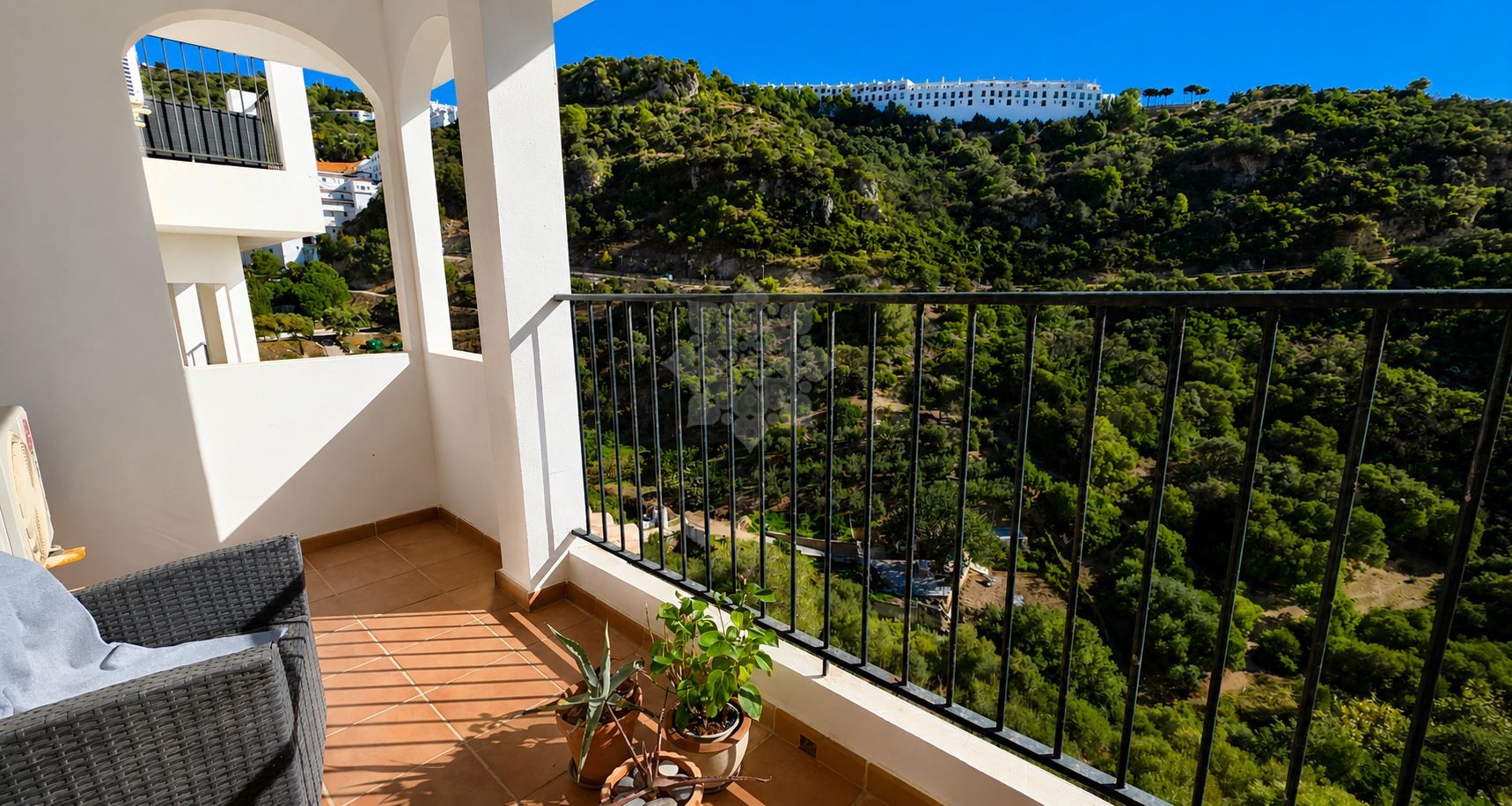 Semi Detached House in Casares Pueblo, Casares