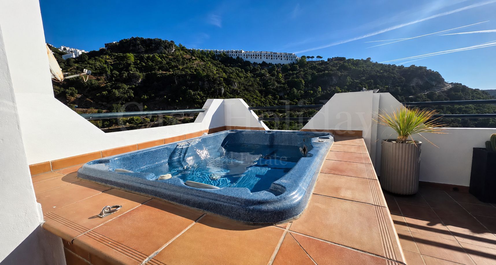 Semi Detached House in Casares Pueblo, Casares