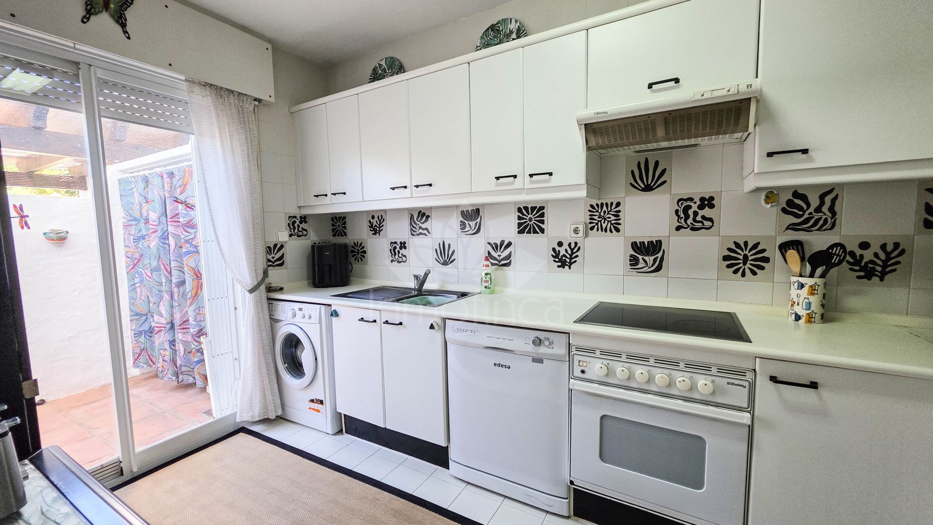 Town House in La Duquesa, Manilva