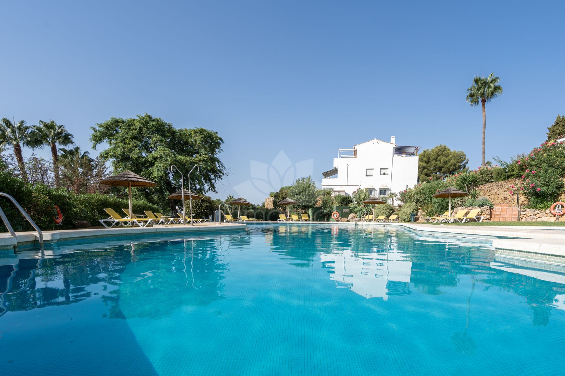 Ático en El Paraiso, Estepona