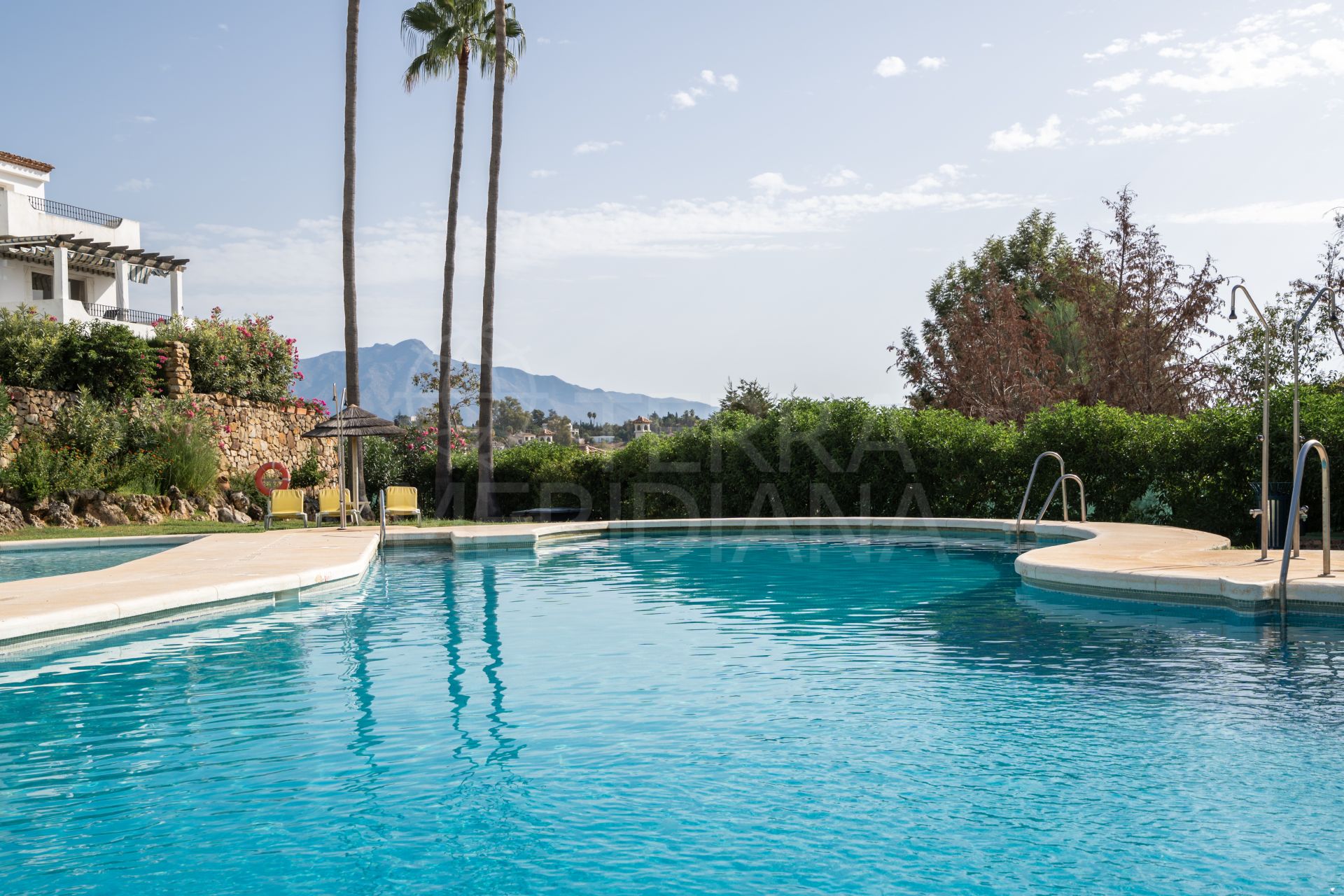Penthouse in El Paraiso, Estepona