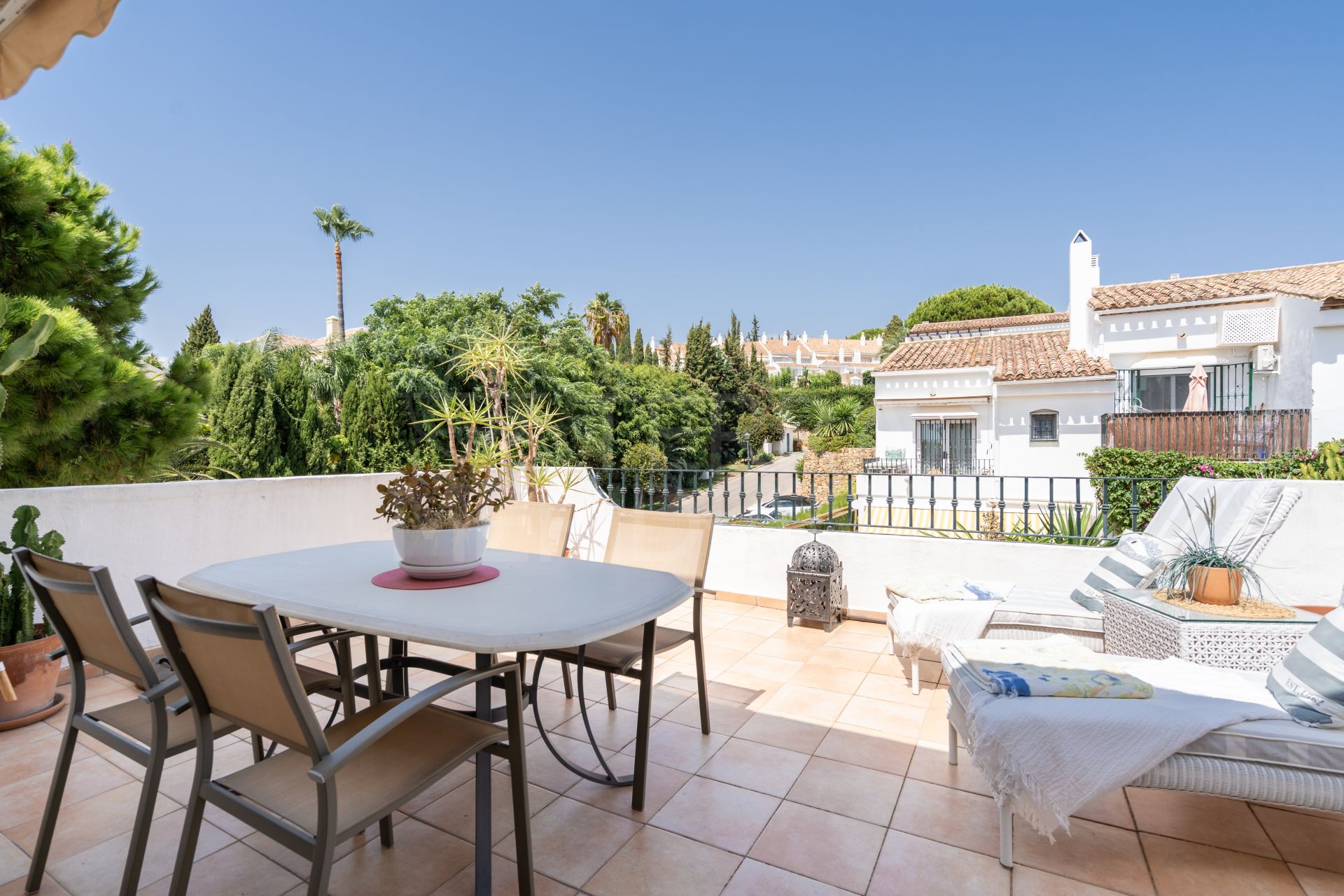 Penthouse in El Paraiso, Estepona