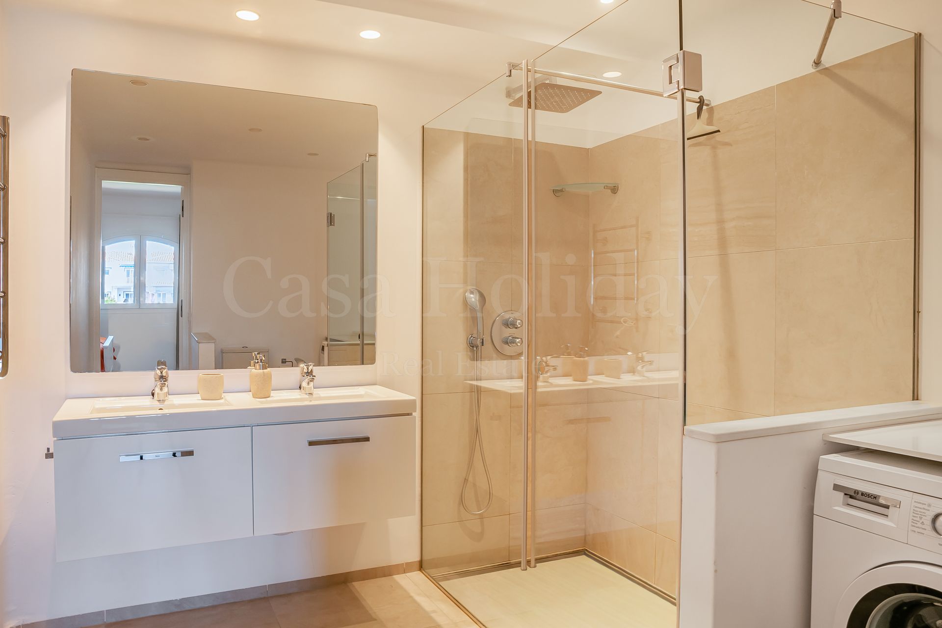 Apartamento en Playas del Duque, Marbella