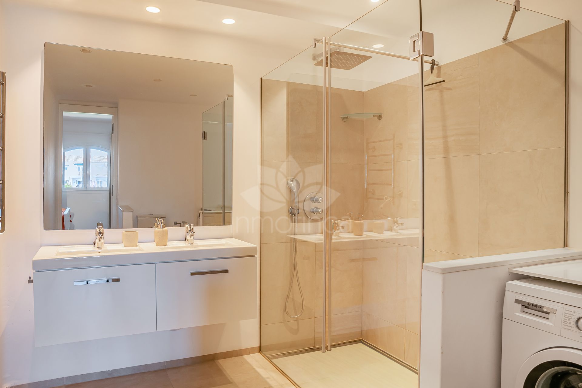 Apartamento en Playas del Duque, Marbella