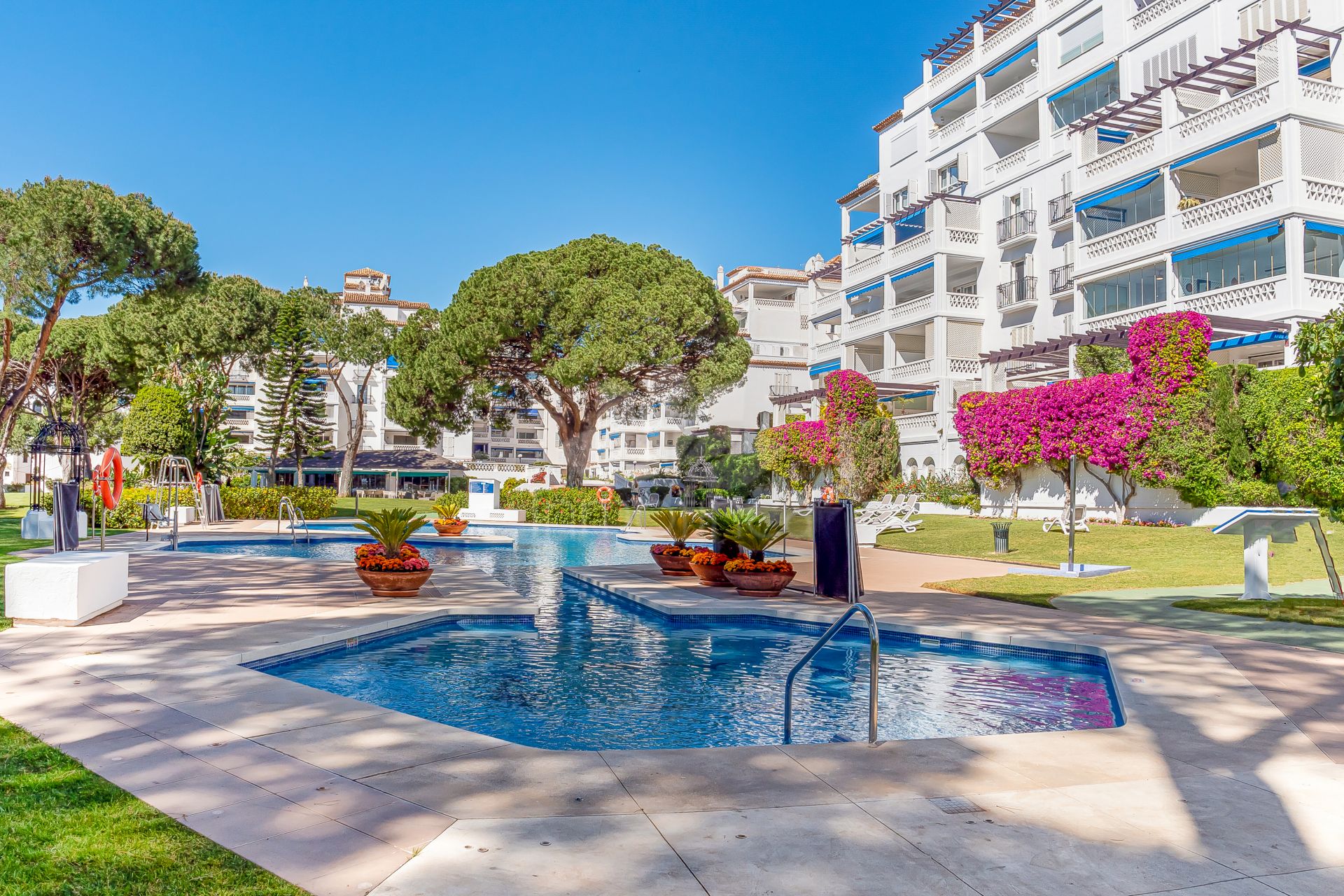 Apartamento en Playas del Duque, Marbella