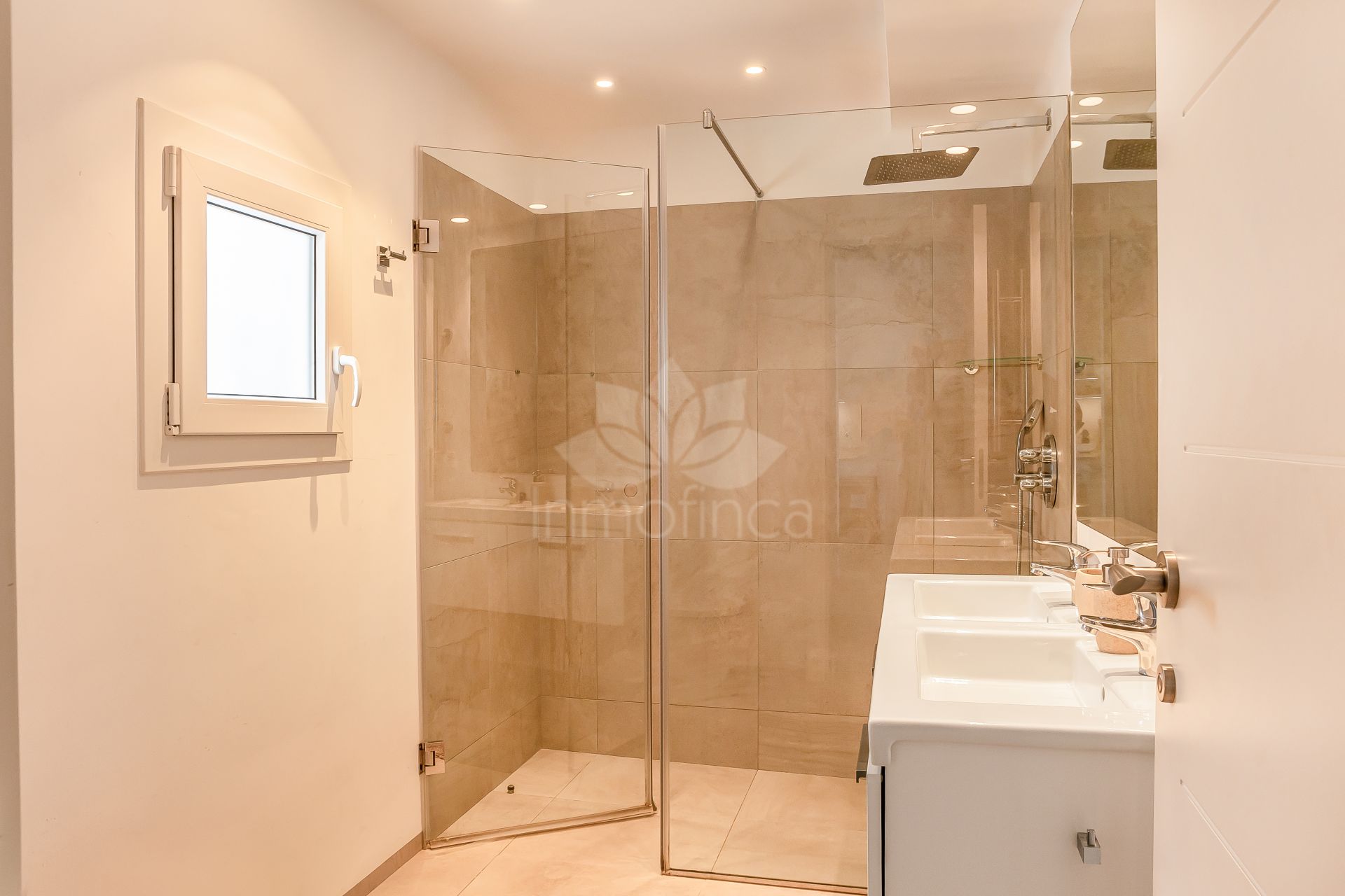 Apartamento en Playas del Duque, Marbella