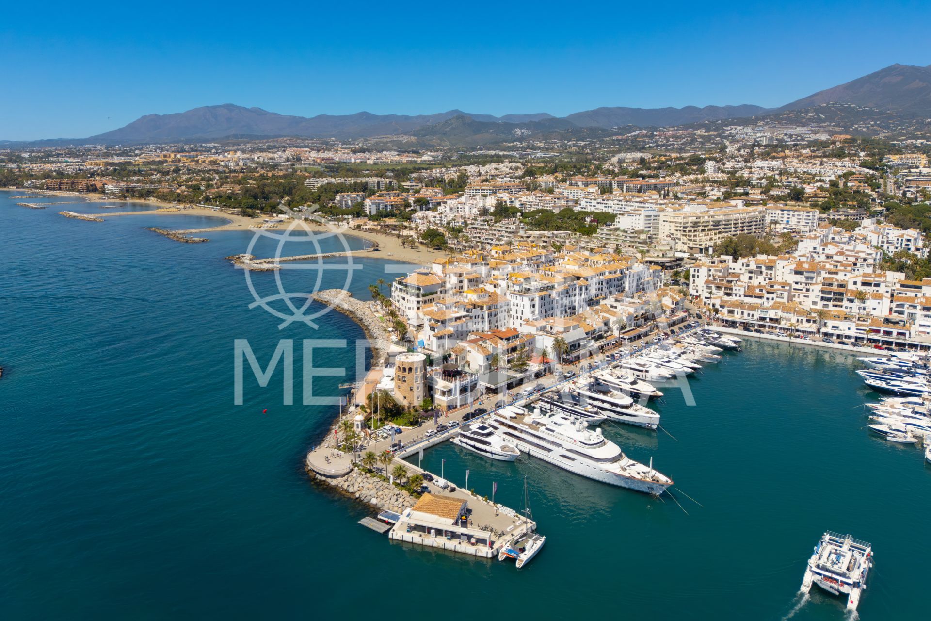 Apartment in Playas del Duque, Marbella