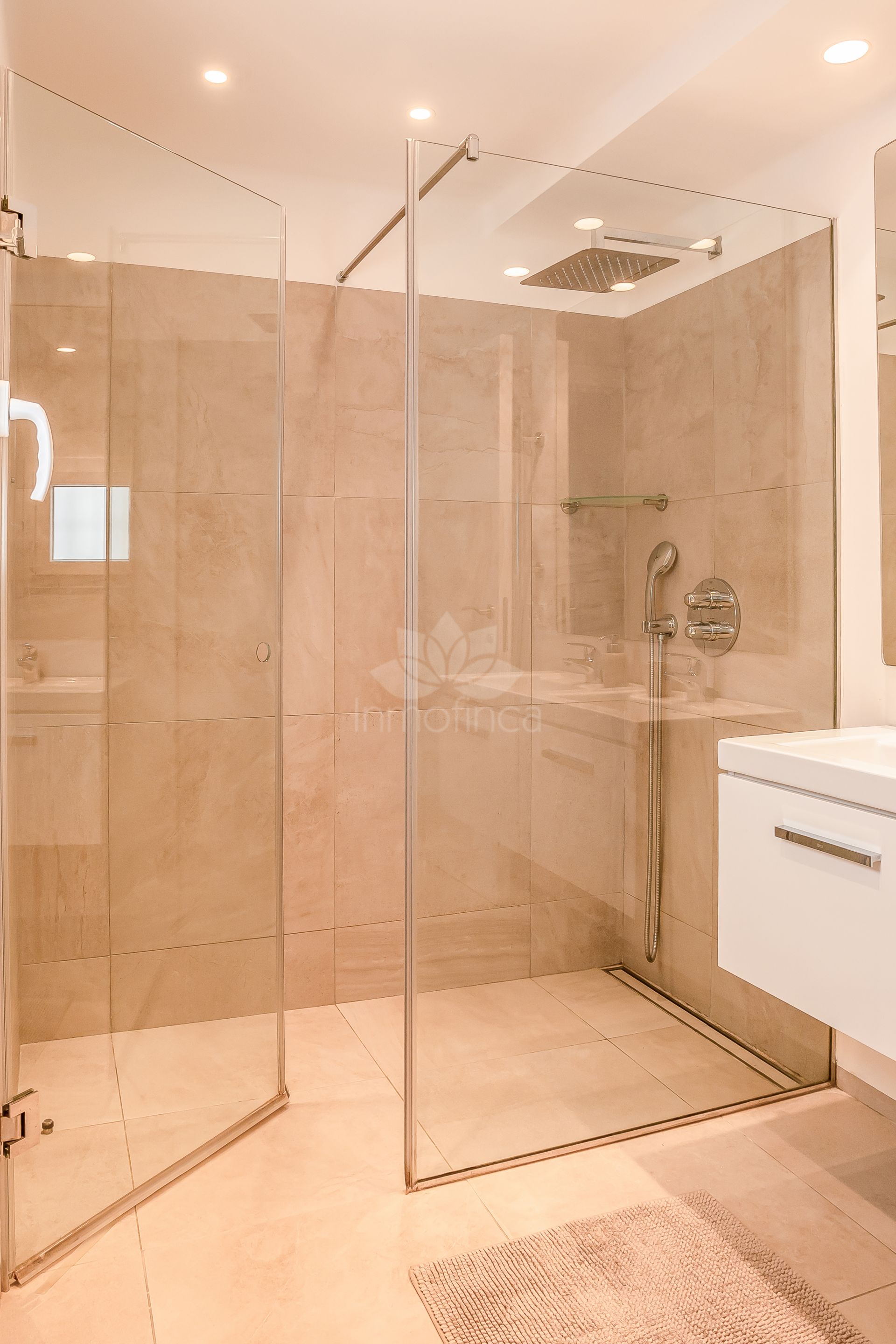 Apartamento en Playas del Duque, Marbella