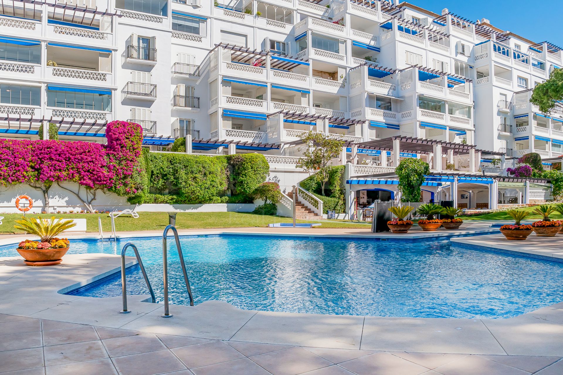 Apartamento en Playas del Duque, Marbella