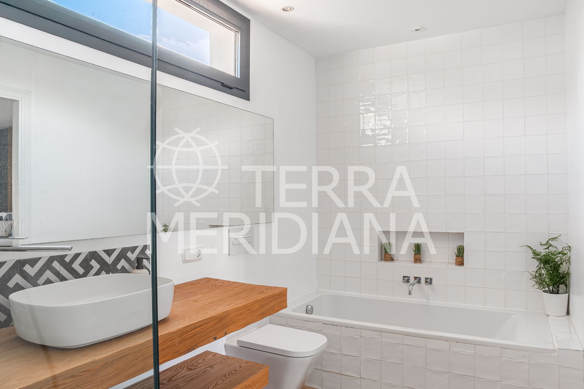 Villa in Nueva Andalucia, Marbella