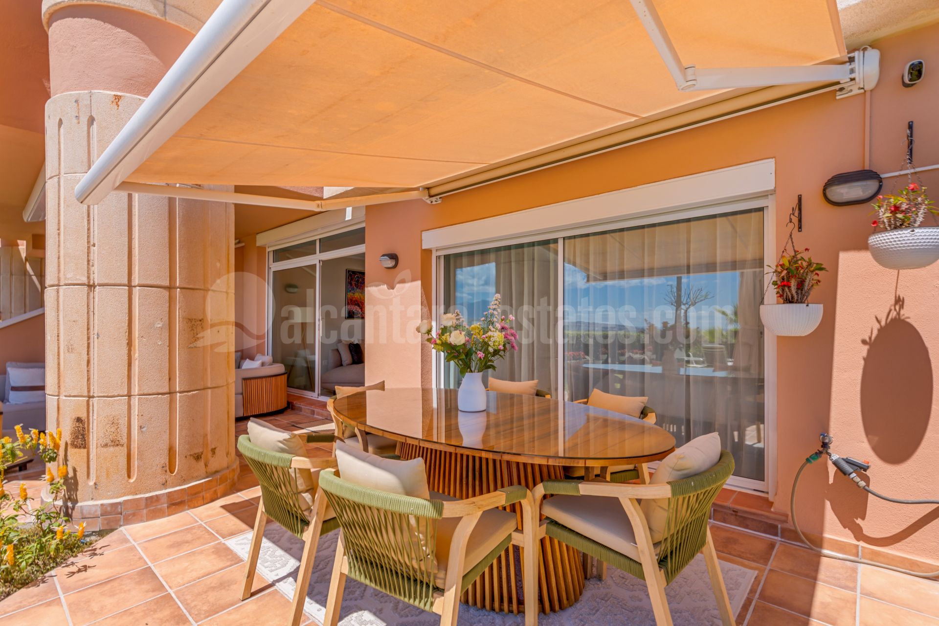 Apartamento Planta Baja en Magna Marbella, Marbella