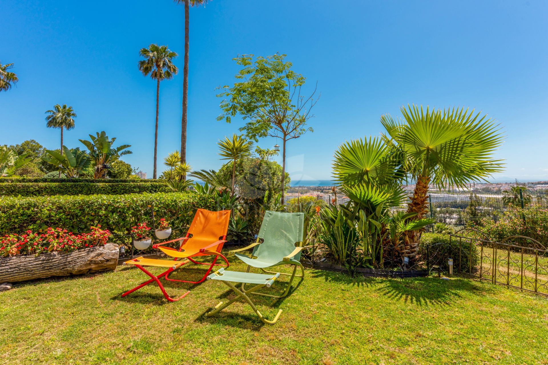 Ground Floor Apartment in Magna Marbella, Marbella