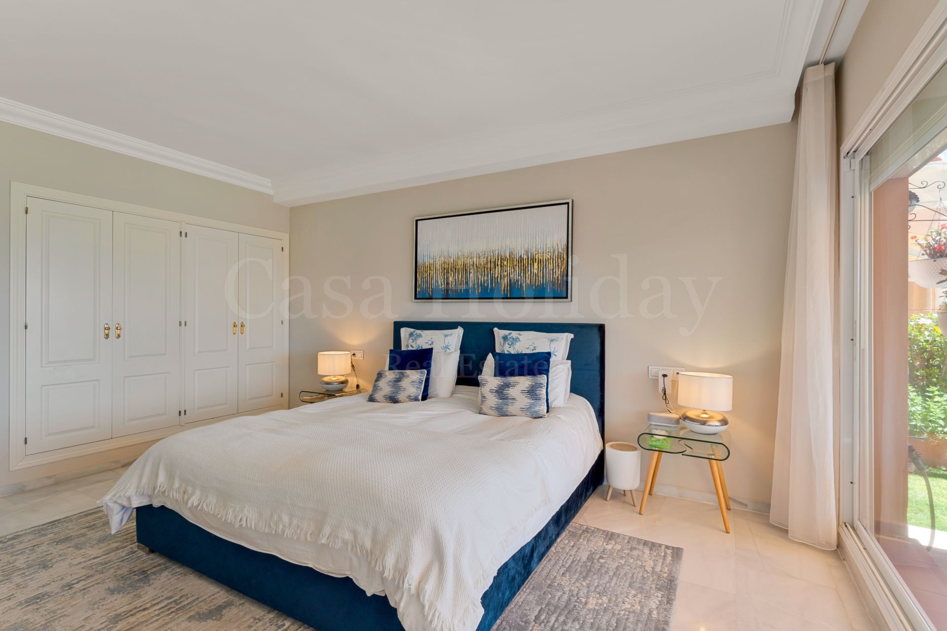 Ground Floor Apartment in Magna Marbella, Marbella