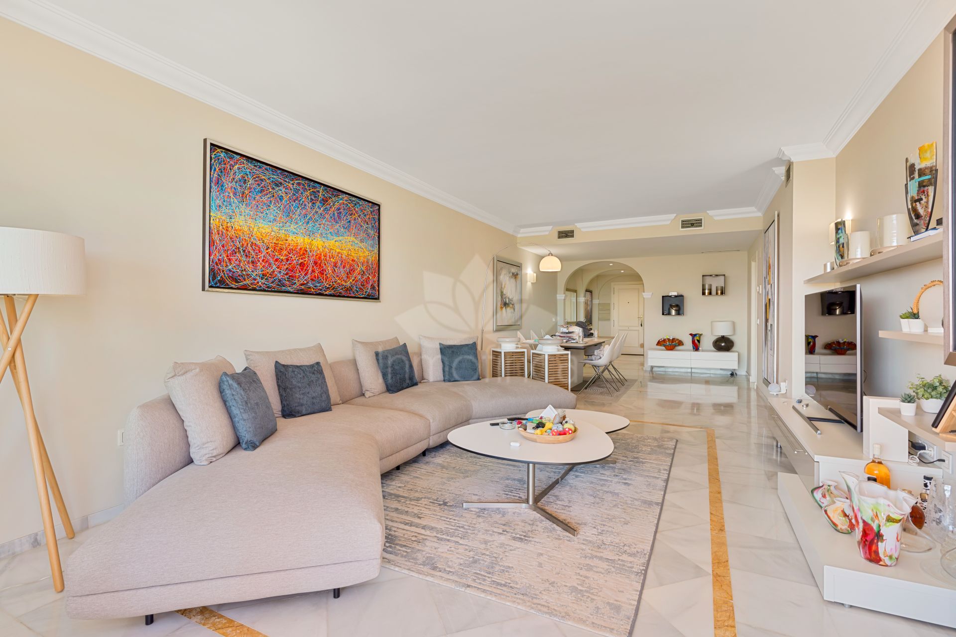 Ground Floor Apartment in Magna Marbella, Marbella