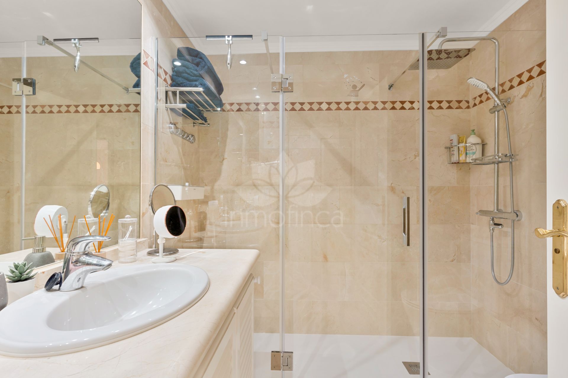 Ground Floor Apartment in Magna Marbella, Marbella