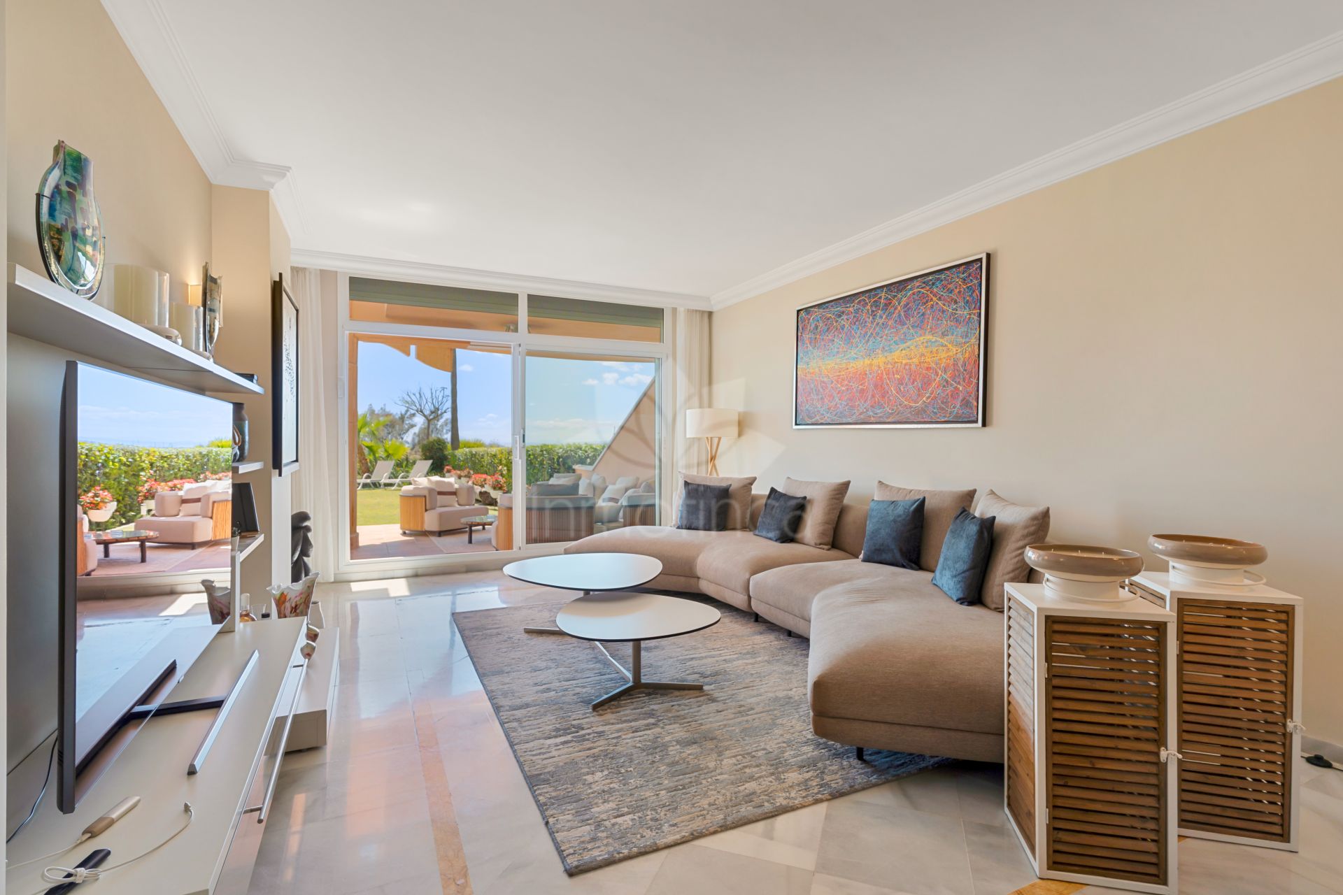 Ground Floor Apartment in Magna Marbella, Marbella