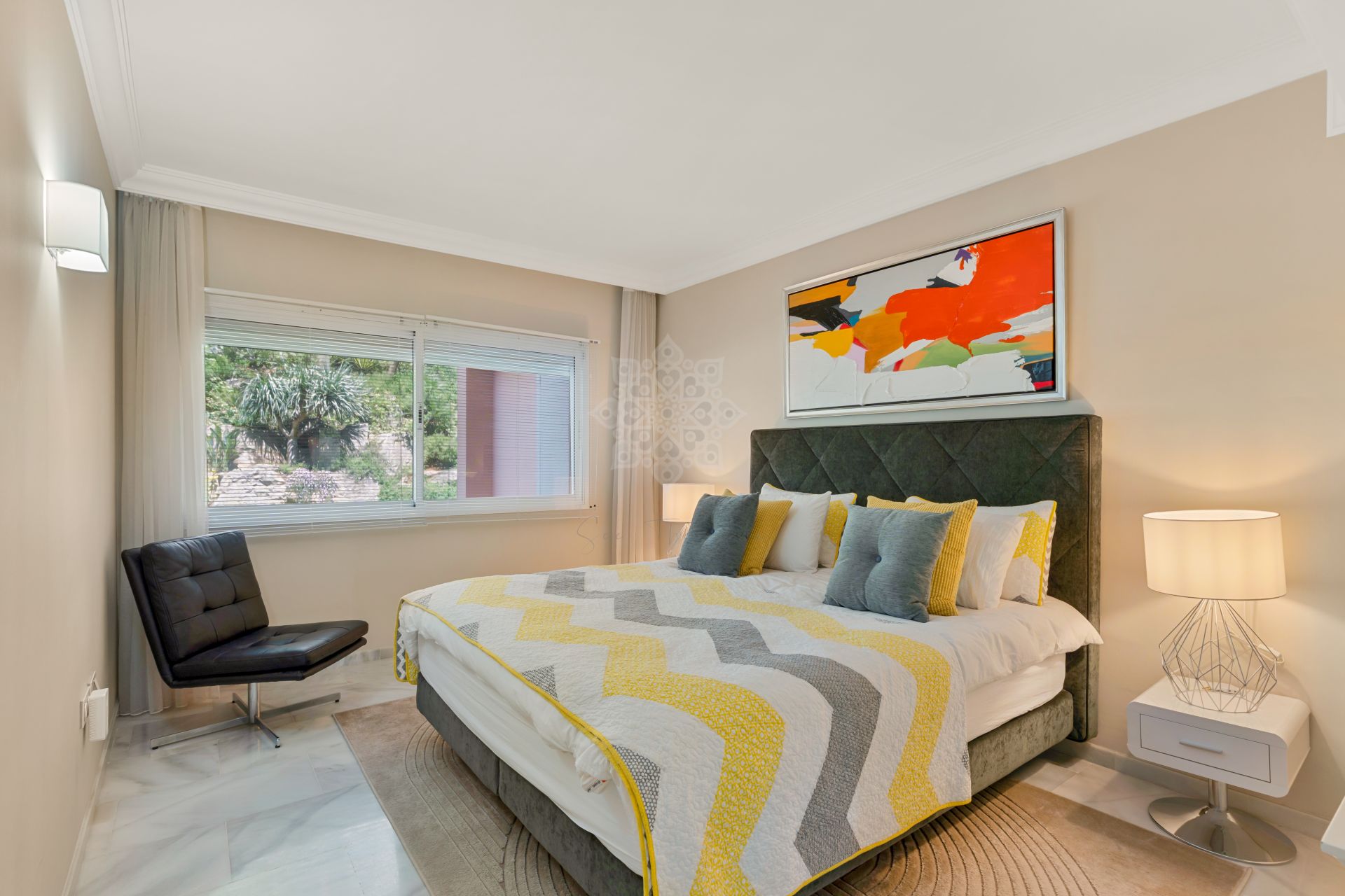Ground Floor Apartment in Magna Marbella, Marbella