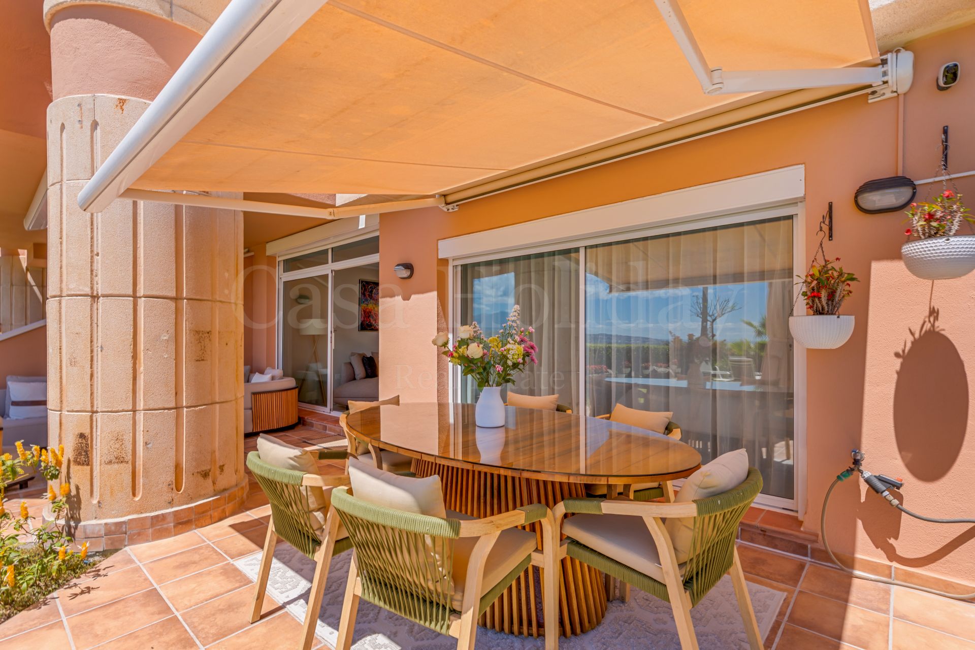 Ground Floor Apartment in Magna Marbella, Marbella