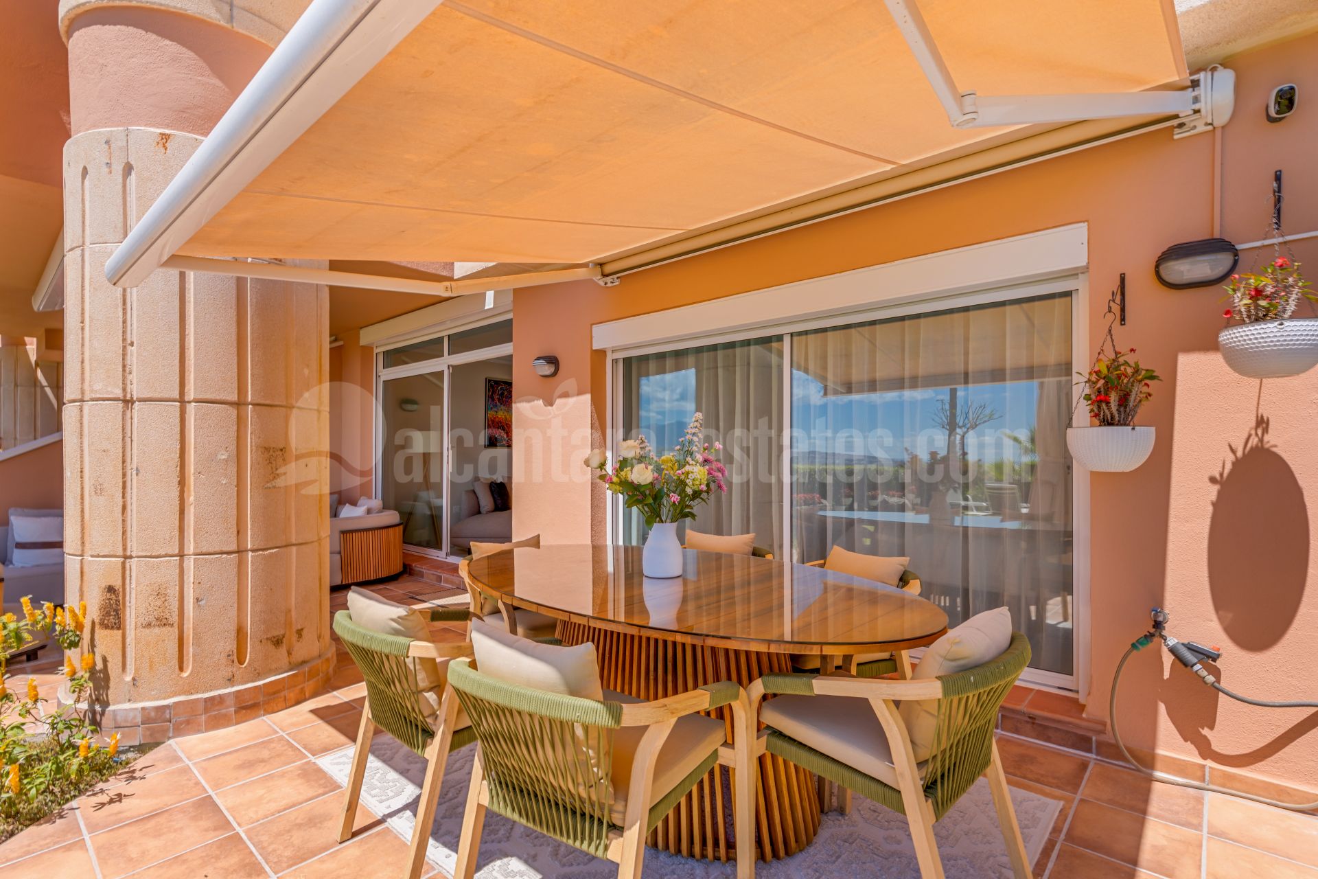 Apartamento Planta Baja en Magna Marbella, Marbella