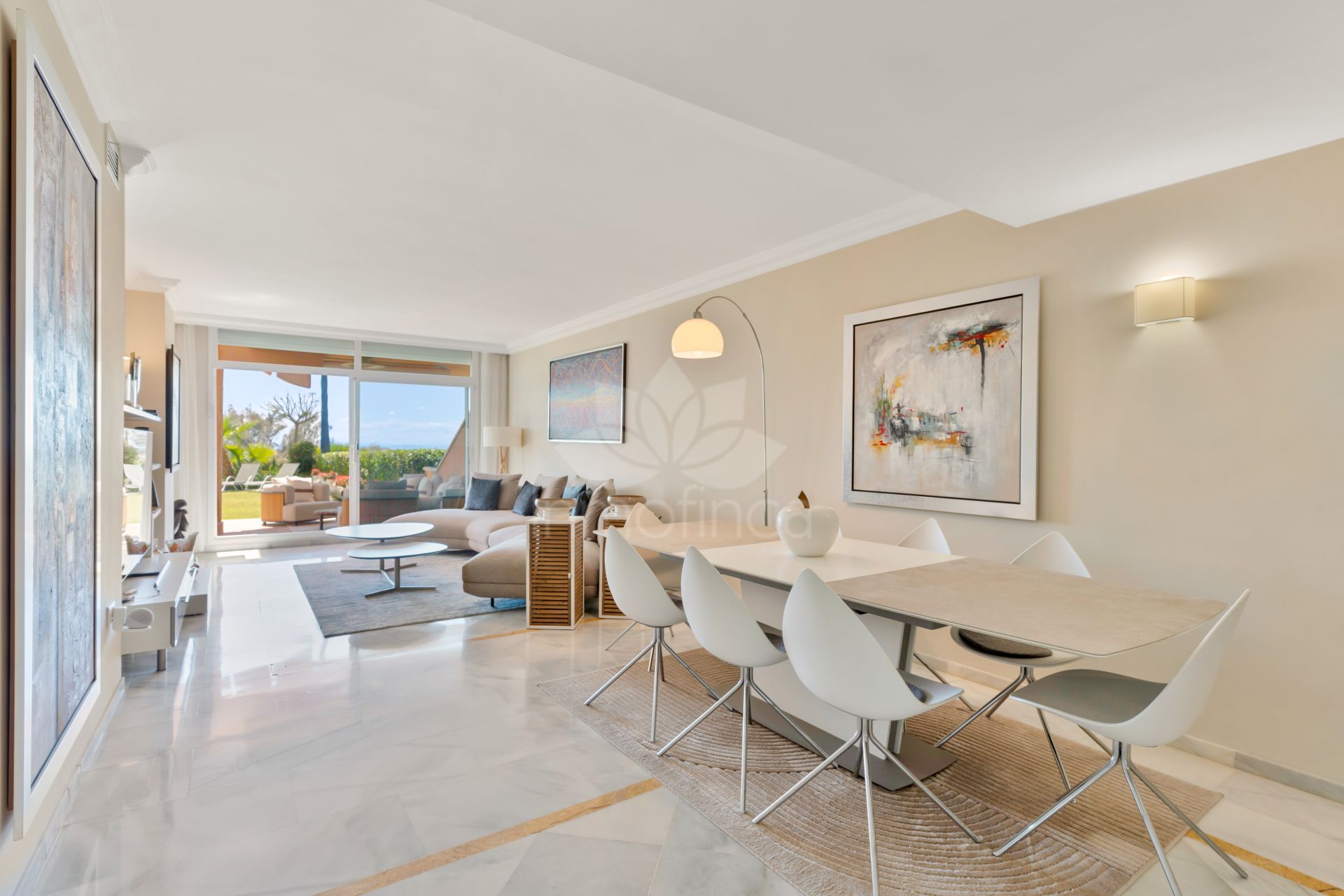 Ground Floor Apartment in Magna Marbella, Marbella