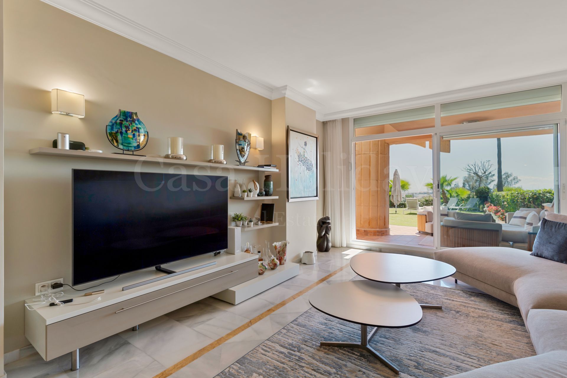 Ground Floor Apartment in Magna Marbella, Marbella
