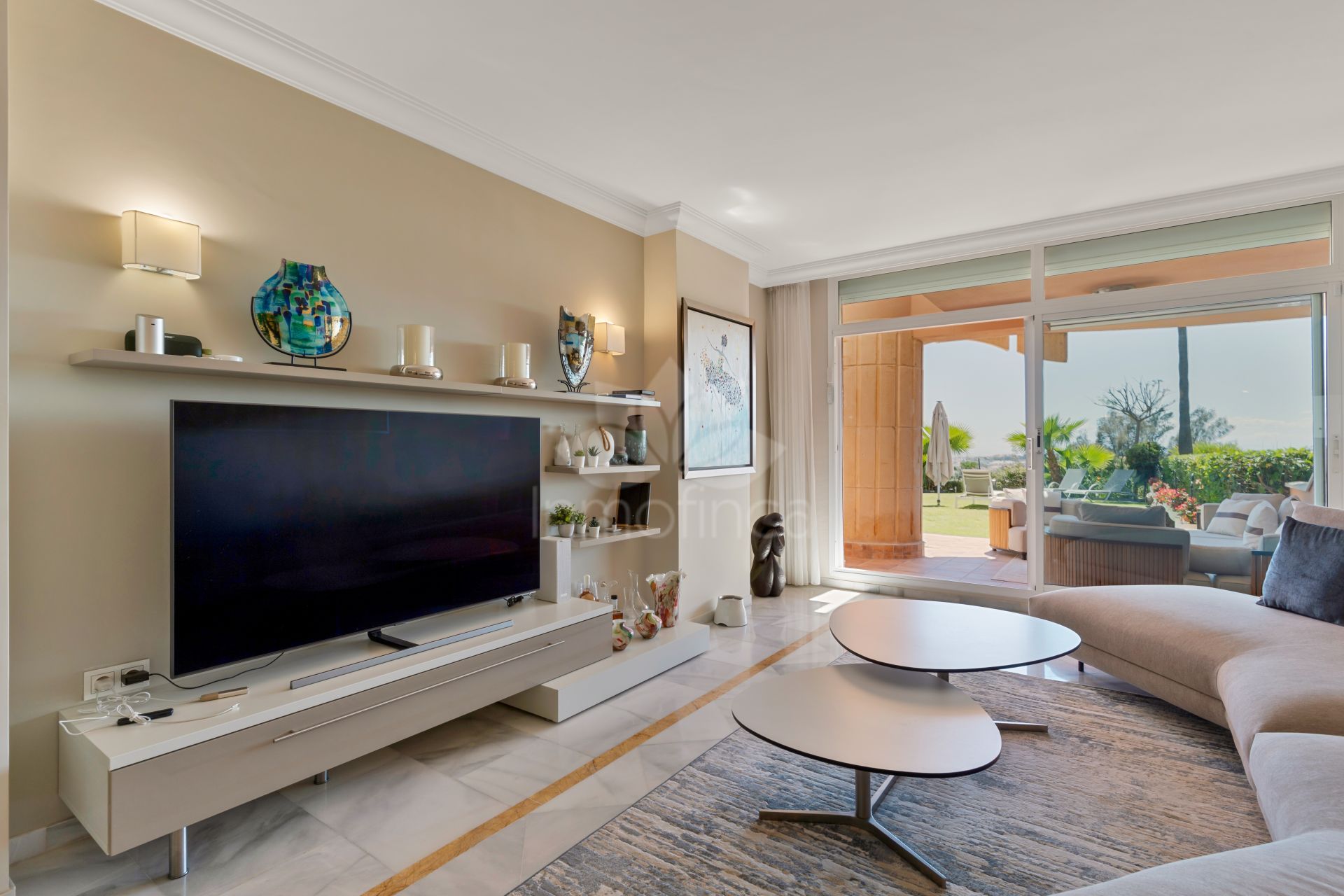 Ground Floor Apartment in Magna Marbella, Marbella