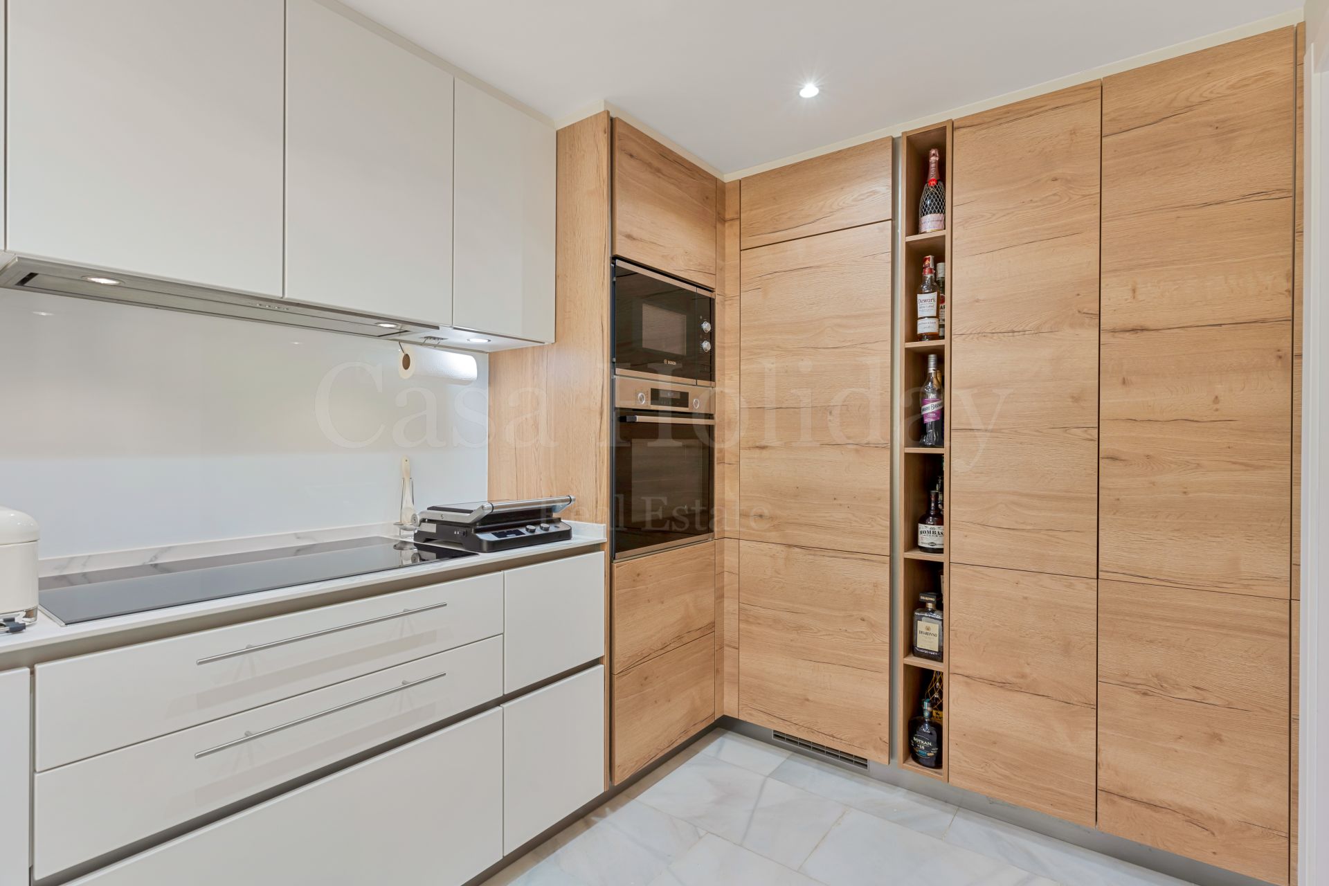 Ground Floor Apartment in Magna Marbella, Marbella