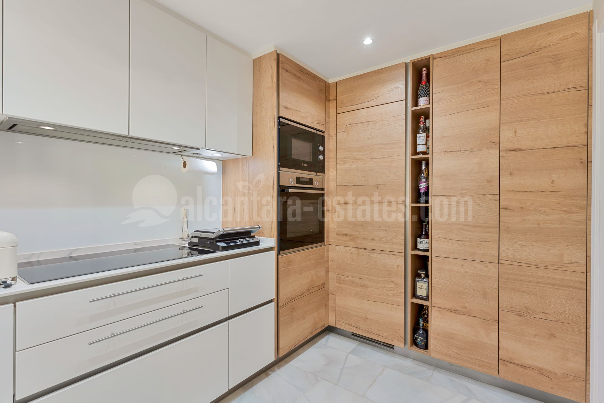 Apartamento Planta Baja en Magna Marbella, Marbella