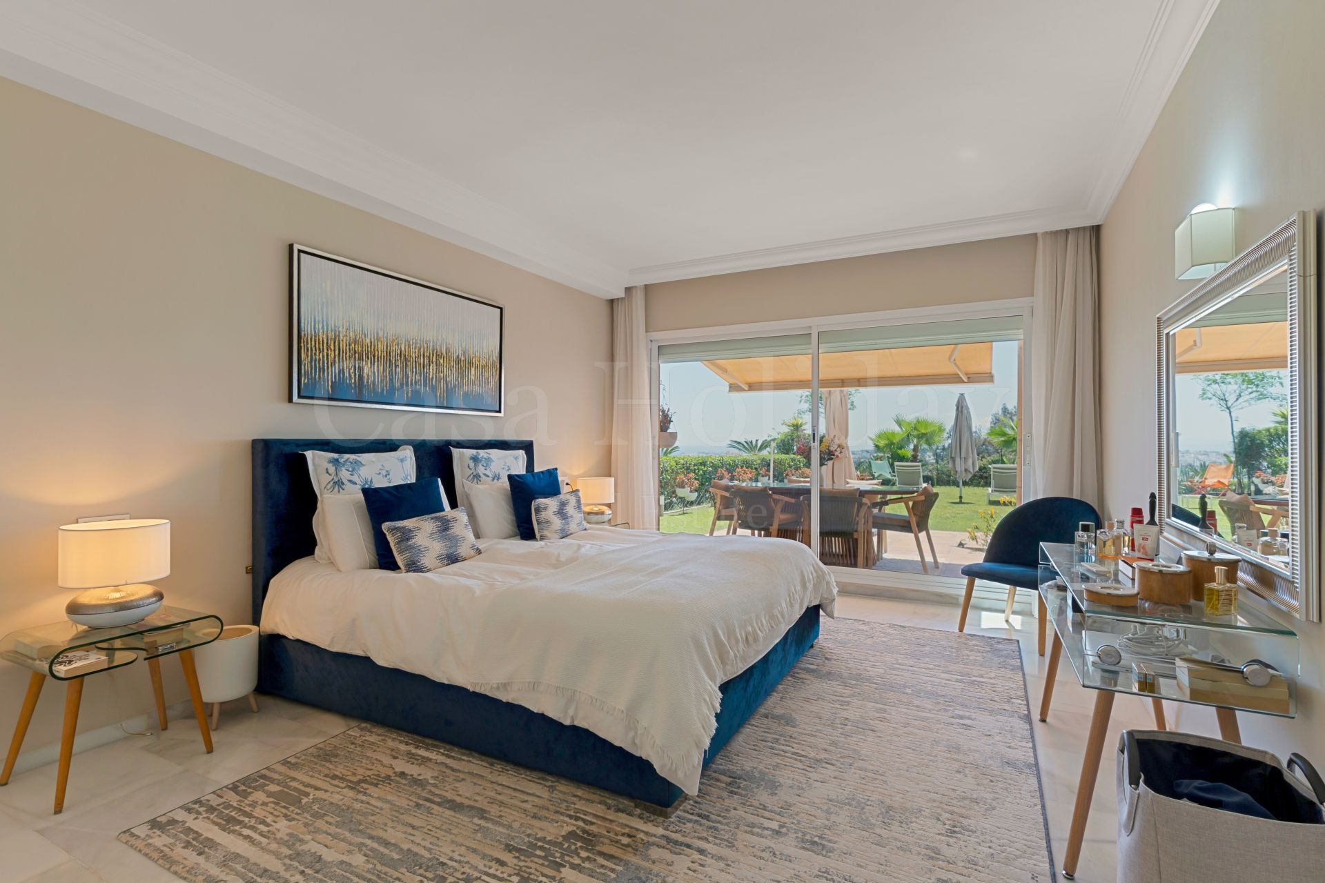 Ground Floor Apartment in Magna Marbella, Marbella