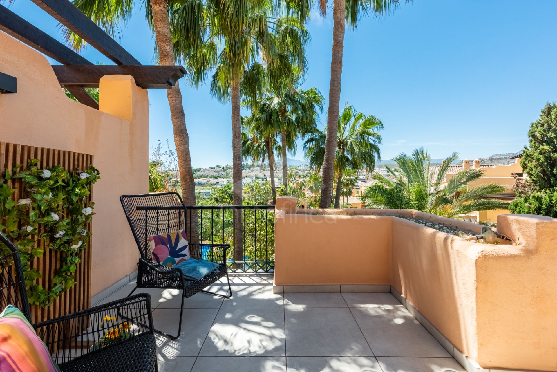 Atico Duplex en El Campanario, Estepona