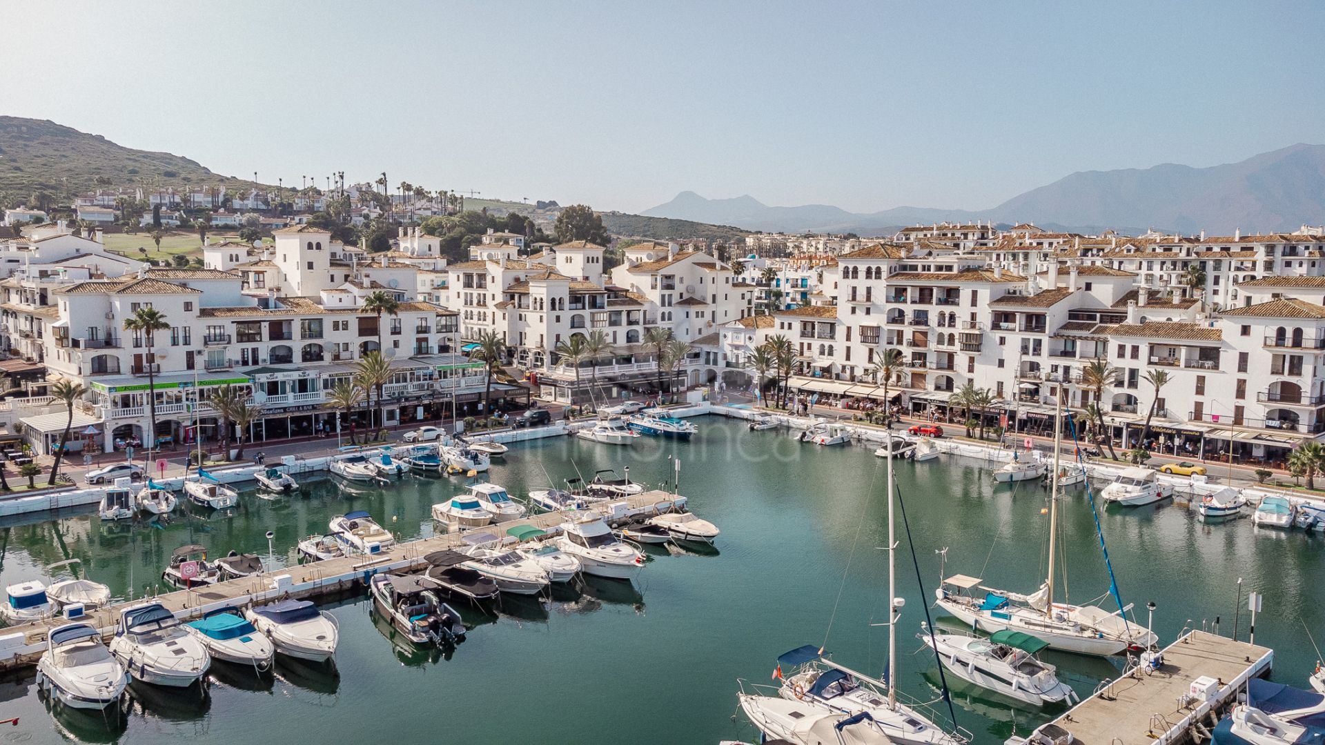 Town House in La Duquesa, Manilva