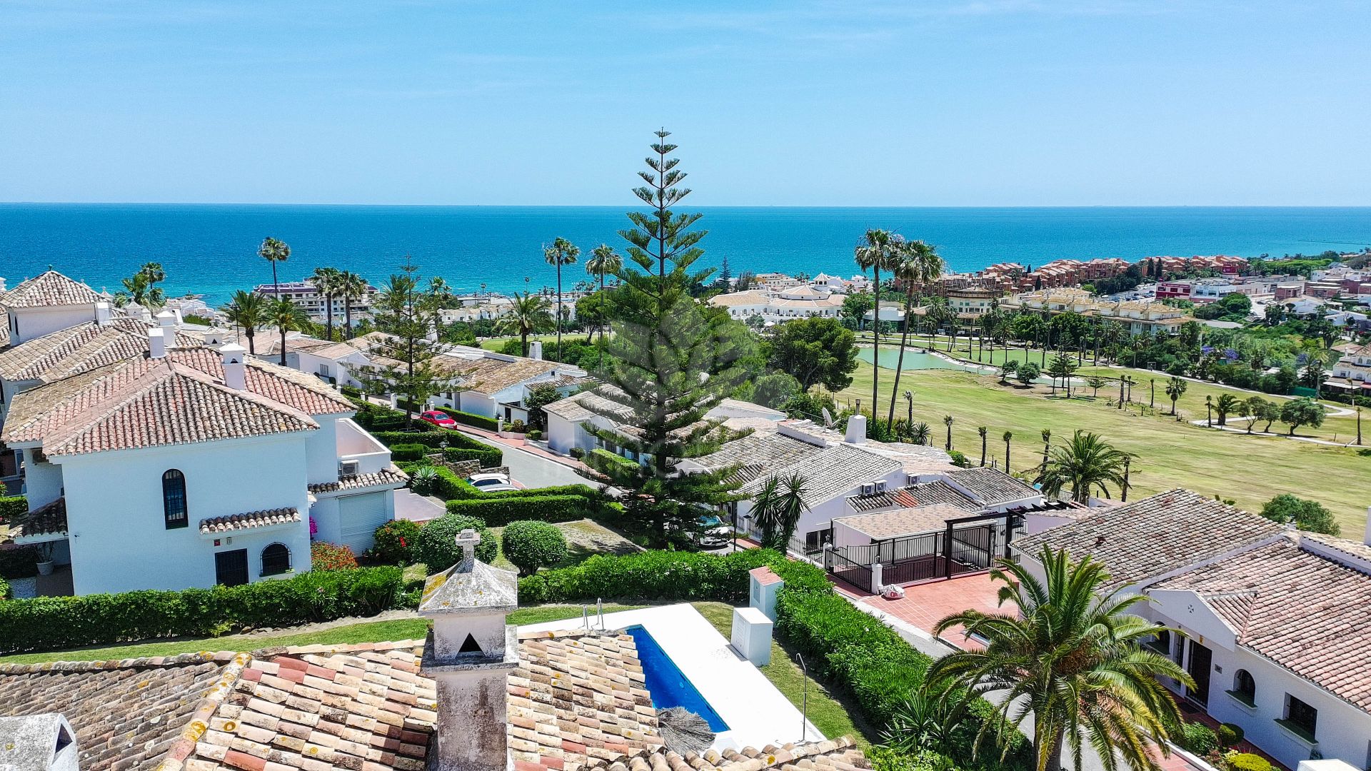 Town House in La Duquesa, Manilva