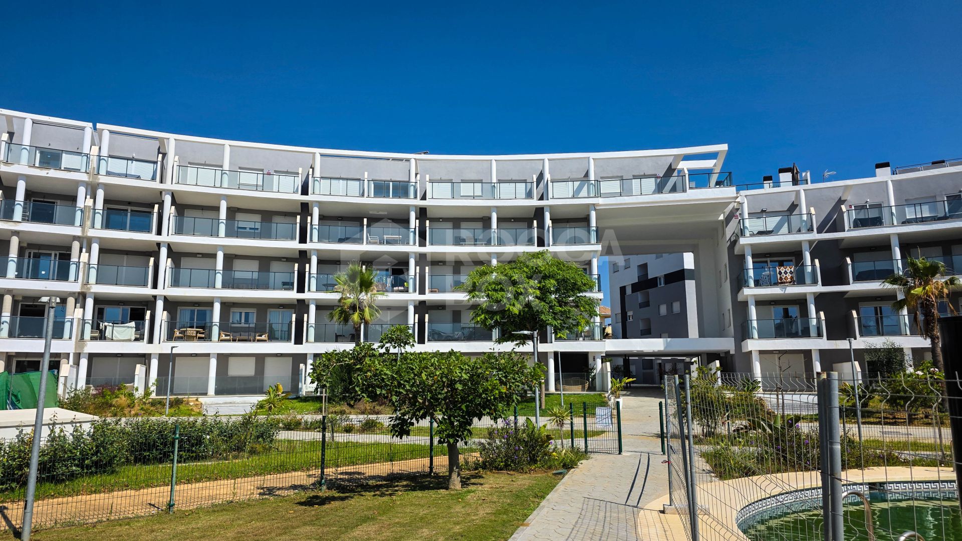 Brand-New Middle Floor Apartment Just 200 Metres from the Beach in Aldea Beach, Manilva